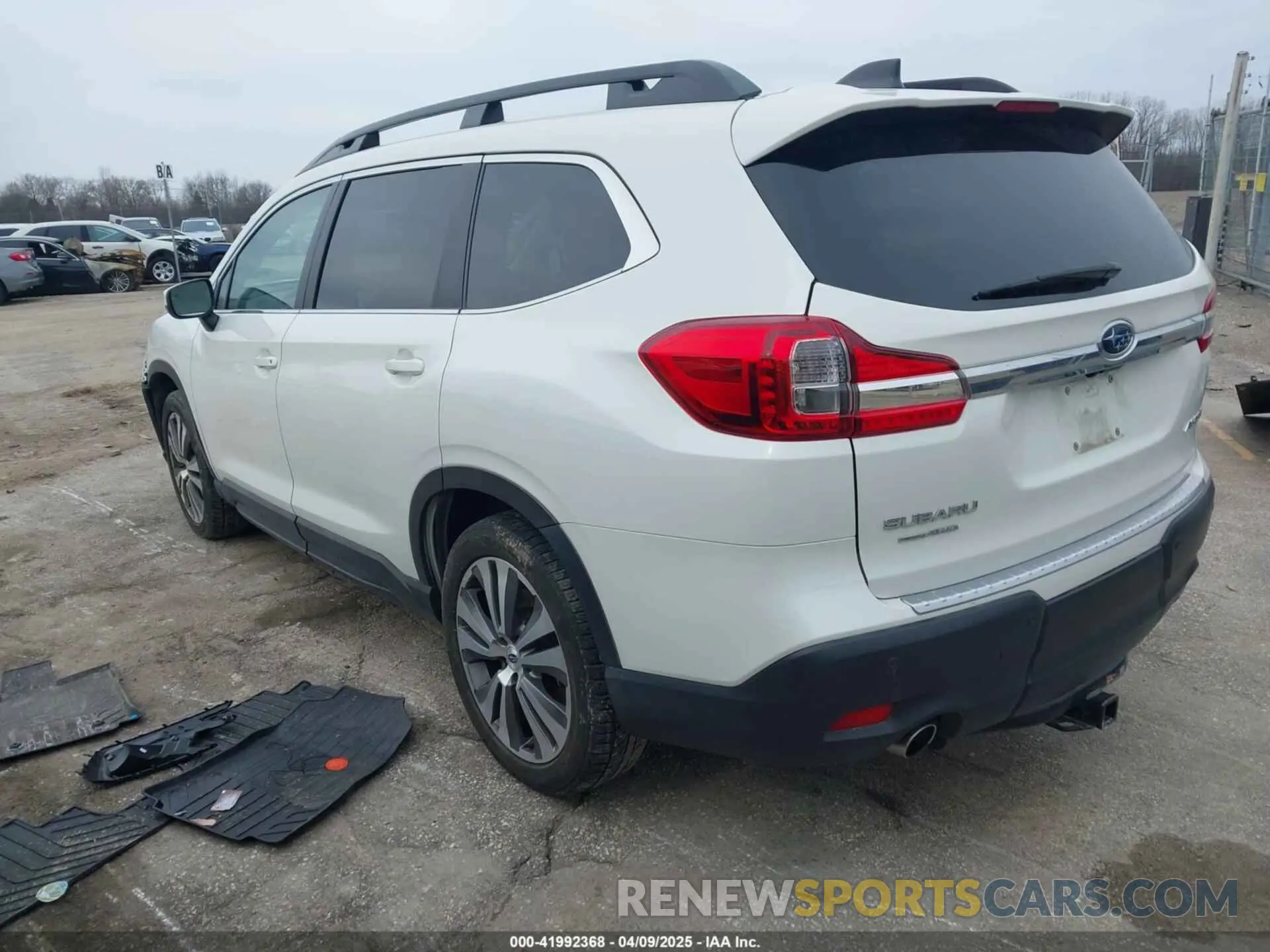 3 Photograph of a damaged car 4S4WMAED7L3409627 SUBARU ASCENT 2020