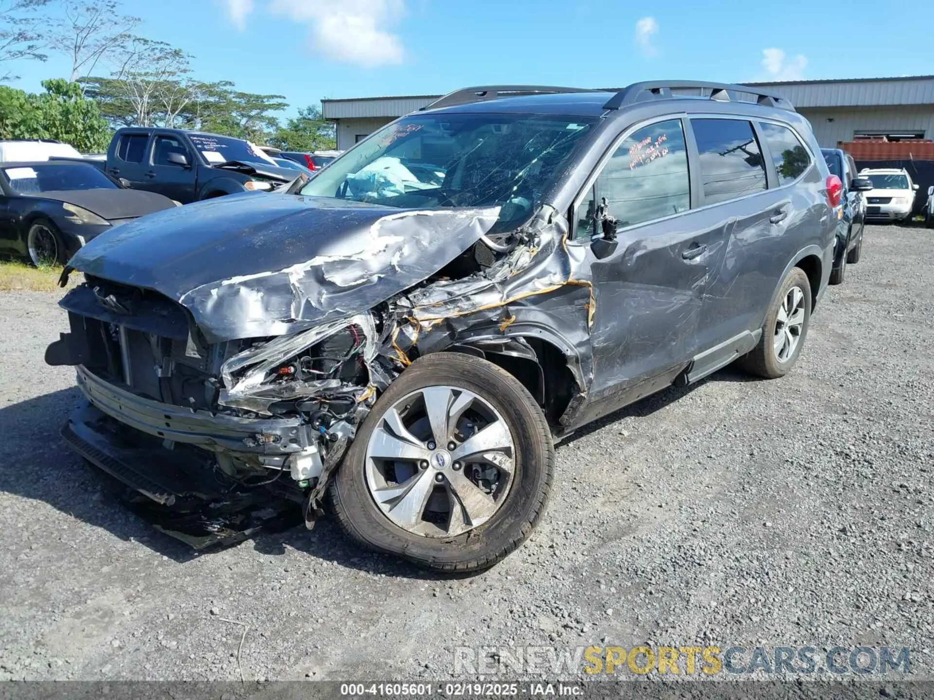 2 Photograph of a damaged car 4S4WMAFD3L3460377 SUBARU ASCENT 2020