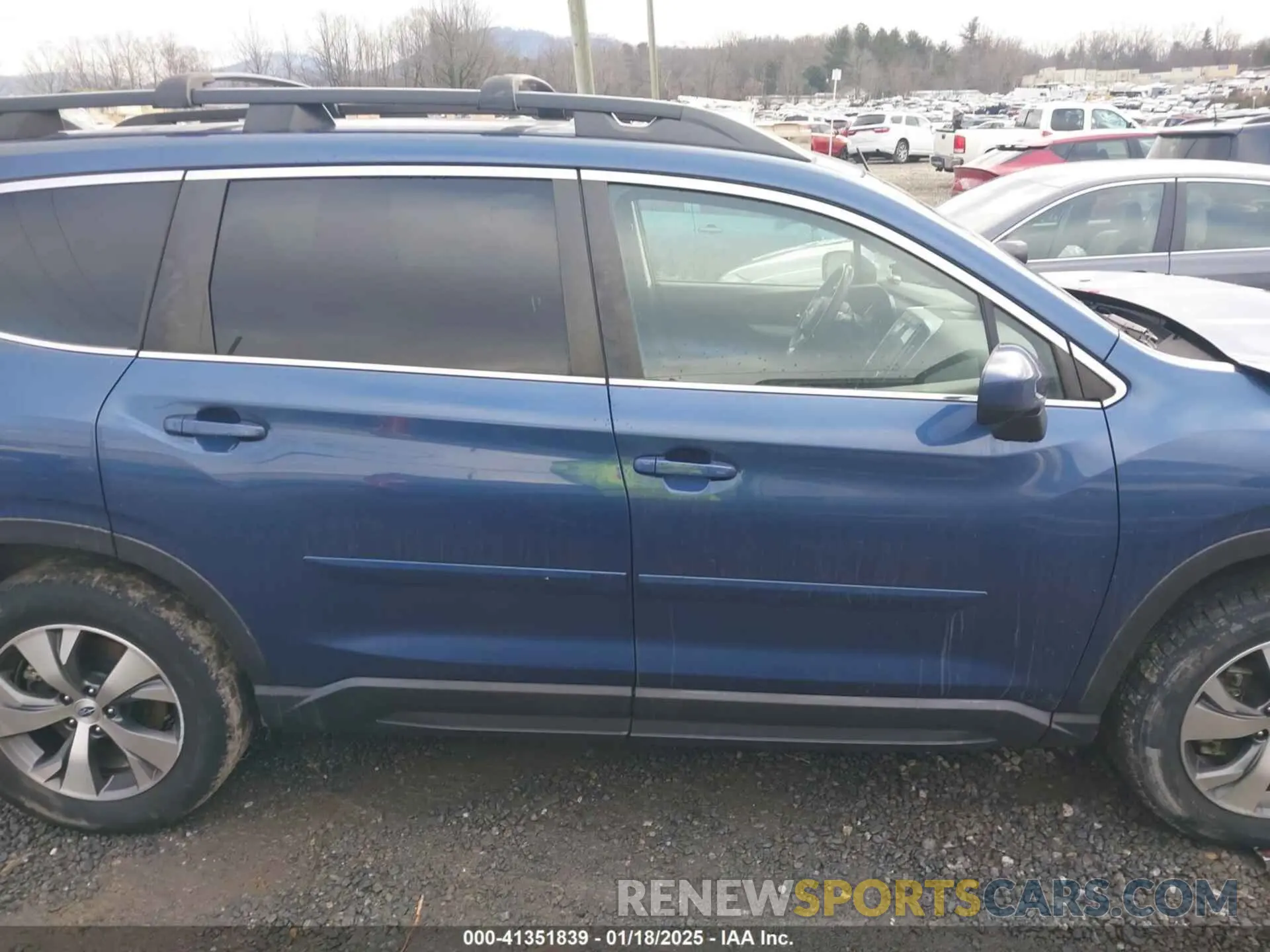 13 Photograph of a damaged car 4S4WMAFD3L3463912 SUBARU ASCENT 2020