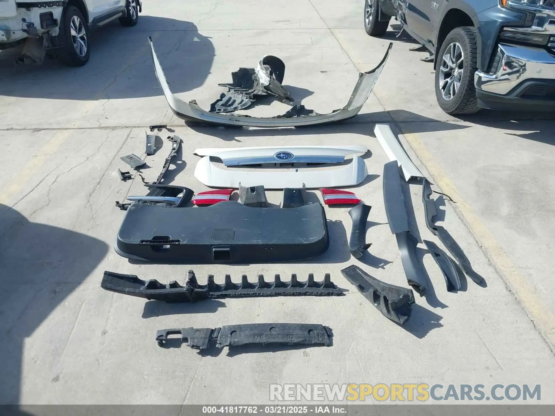 12 Photograph of a damaged car 4S4WMAFD5L3401346 SUBARU ASCENT 2020