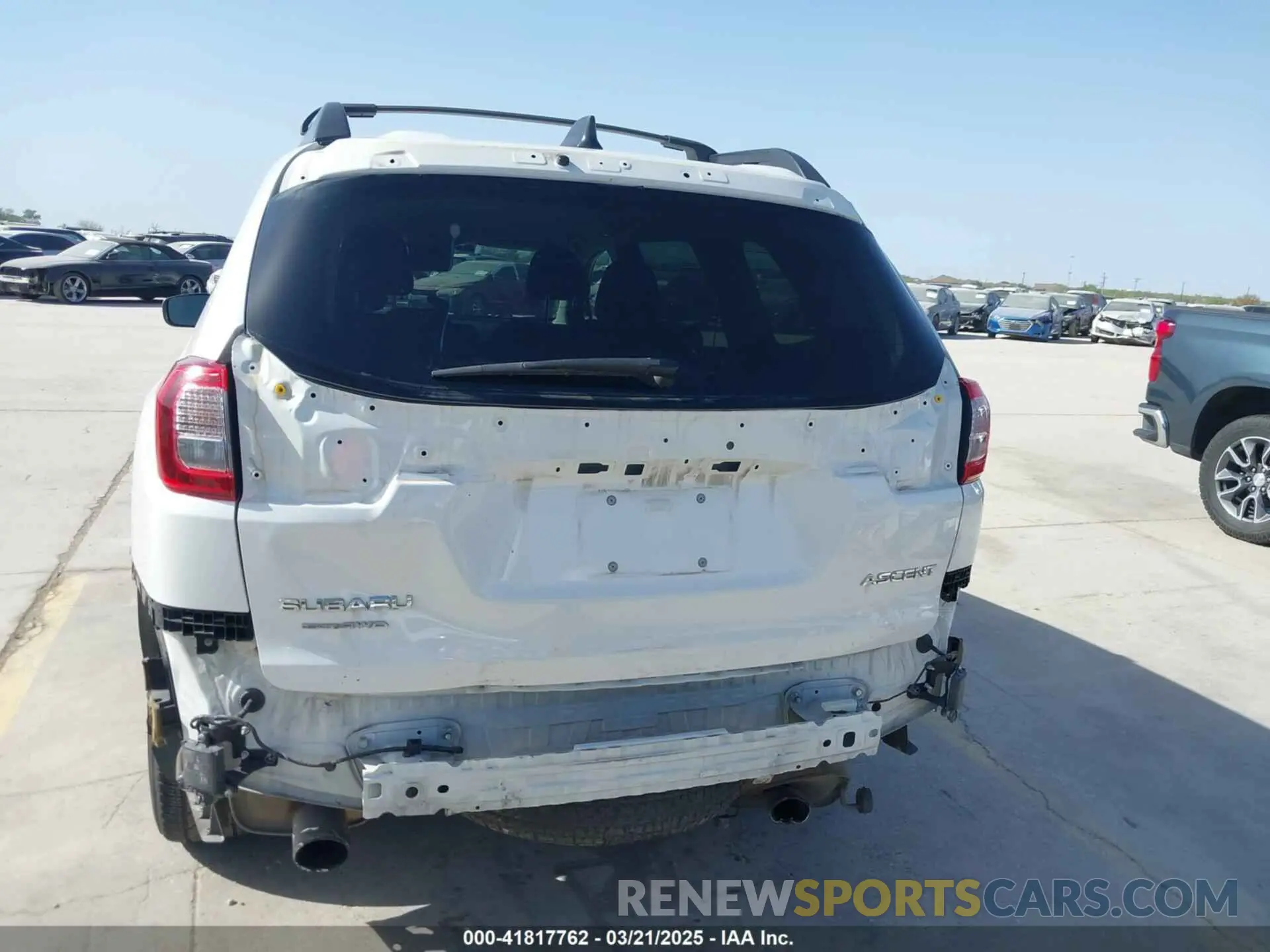17 Photograph of a damaged car 4S4WMAFD5L3401346 SUBARU ASCENT 2020
