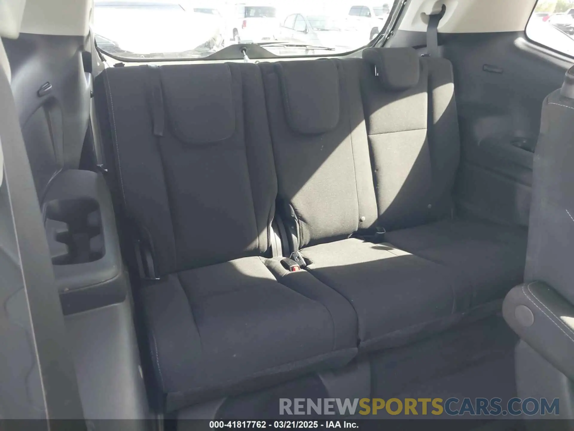18 Photograph of a damaged car 4S4WMAFD5L3401346 SUBARU ASCENT 2020