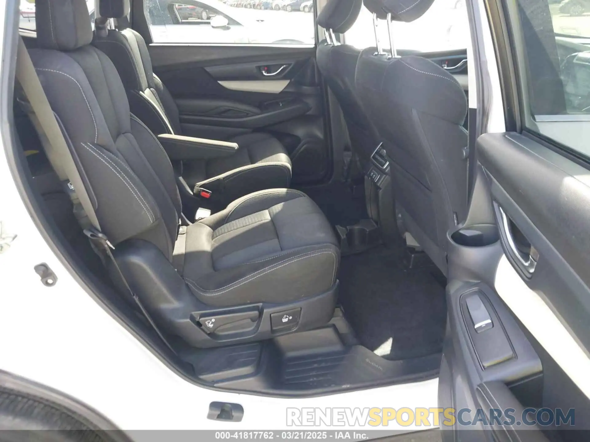 8 Photograph of a damaged car 4S4WMAFD5L3401346 SUBARU ASCENT 2020