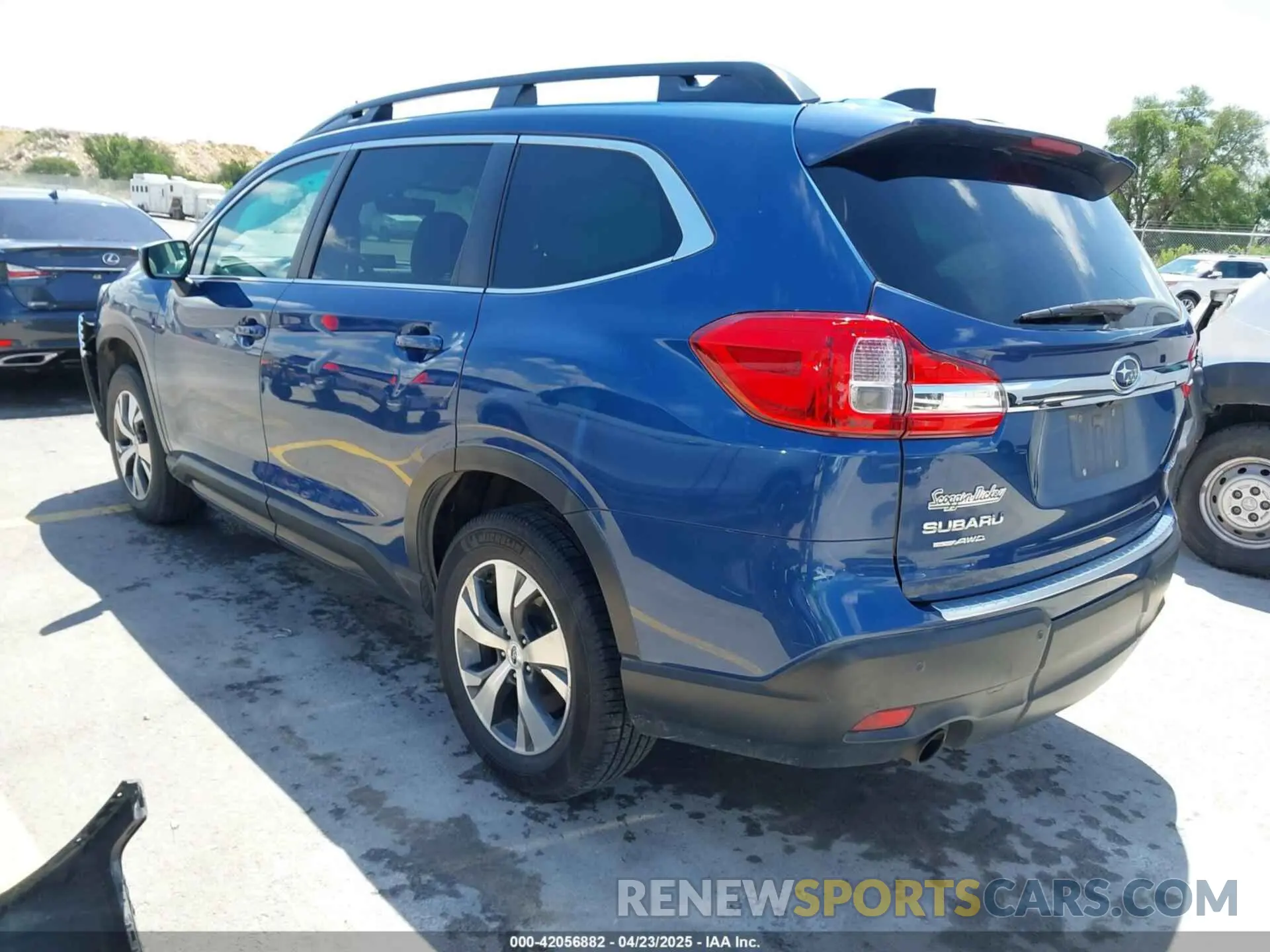3 Photograph of a damaged car 4S4WMAFD5L3424576 SUBARU ASCENT 2020