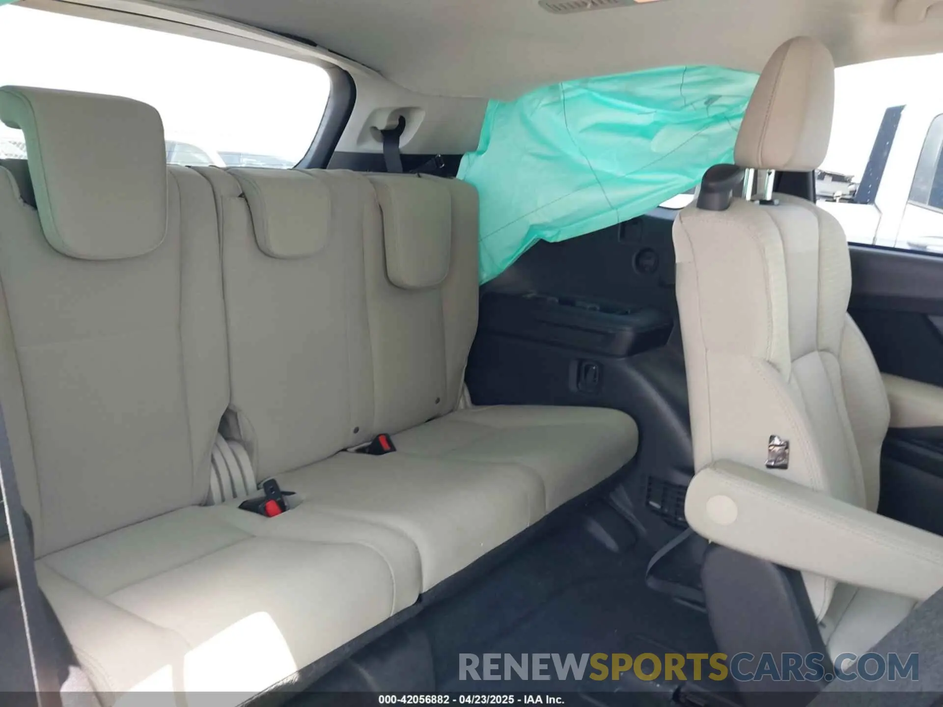 8 Photograph of a damaged car 4S4WMAFD5L3424576 SUBARU ASCENT 2020