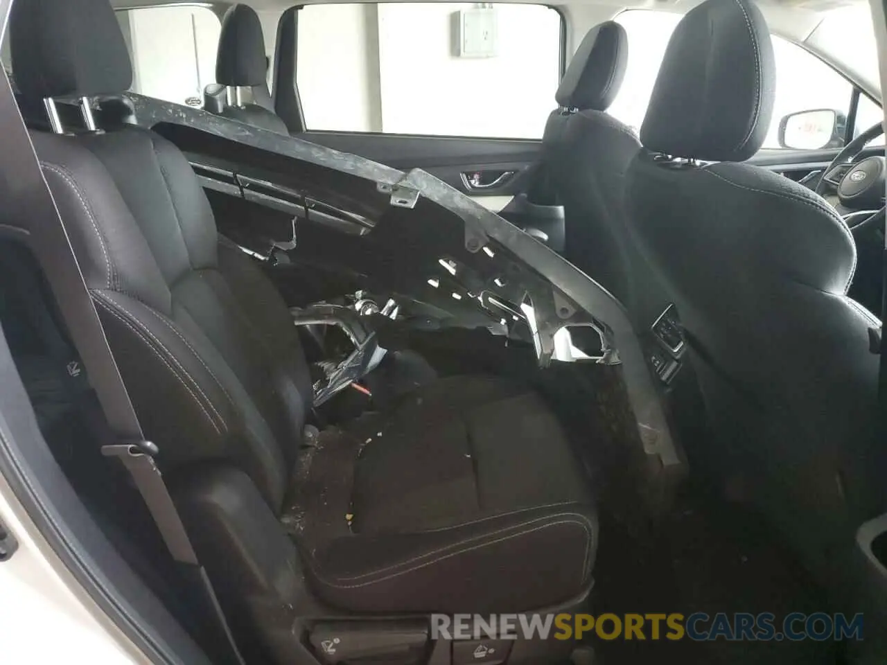 11 Photograph of a damaged car 4S4WMAFD6L3455643 SUBARU ASCENT 2020