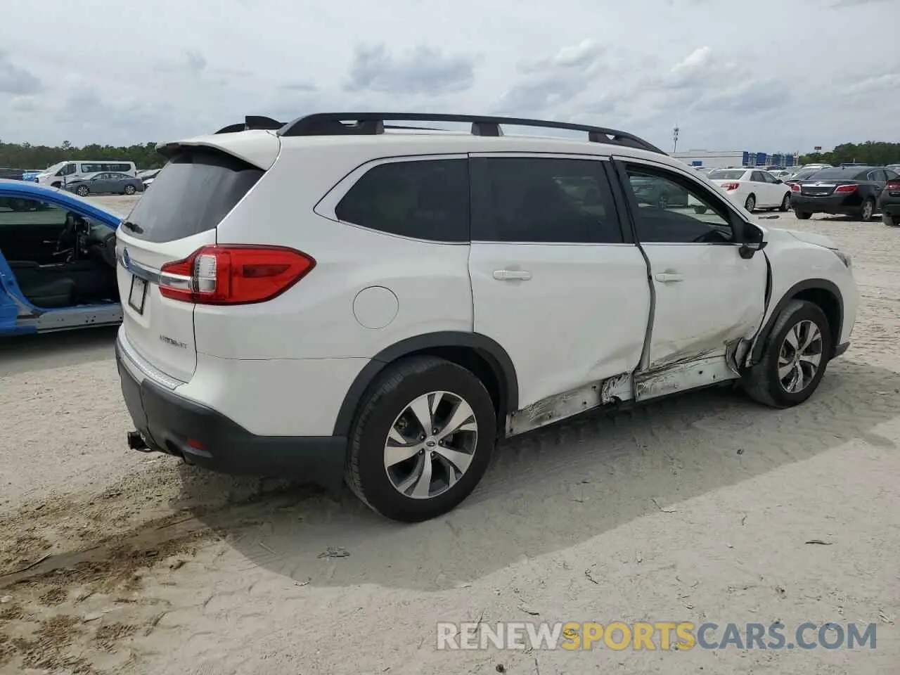 3 Photograph of a damaged car 4S4WMAFD6L3474256 SUBARU ASCENT 2020