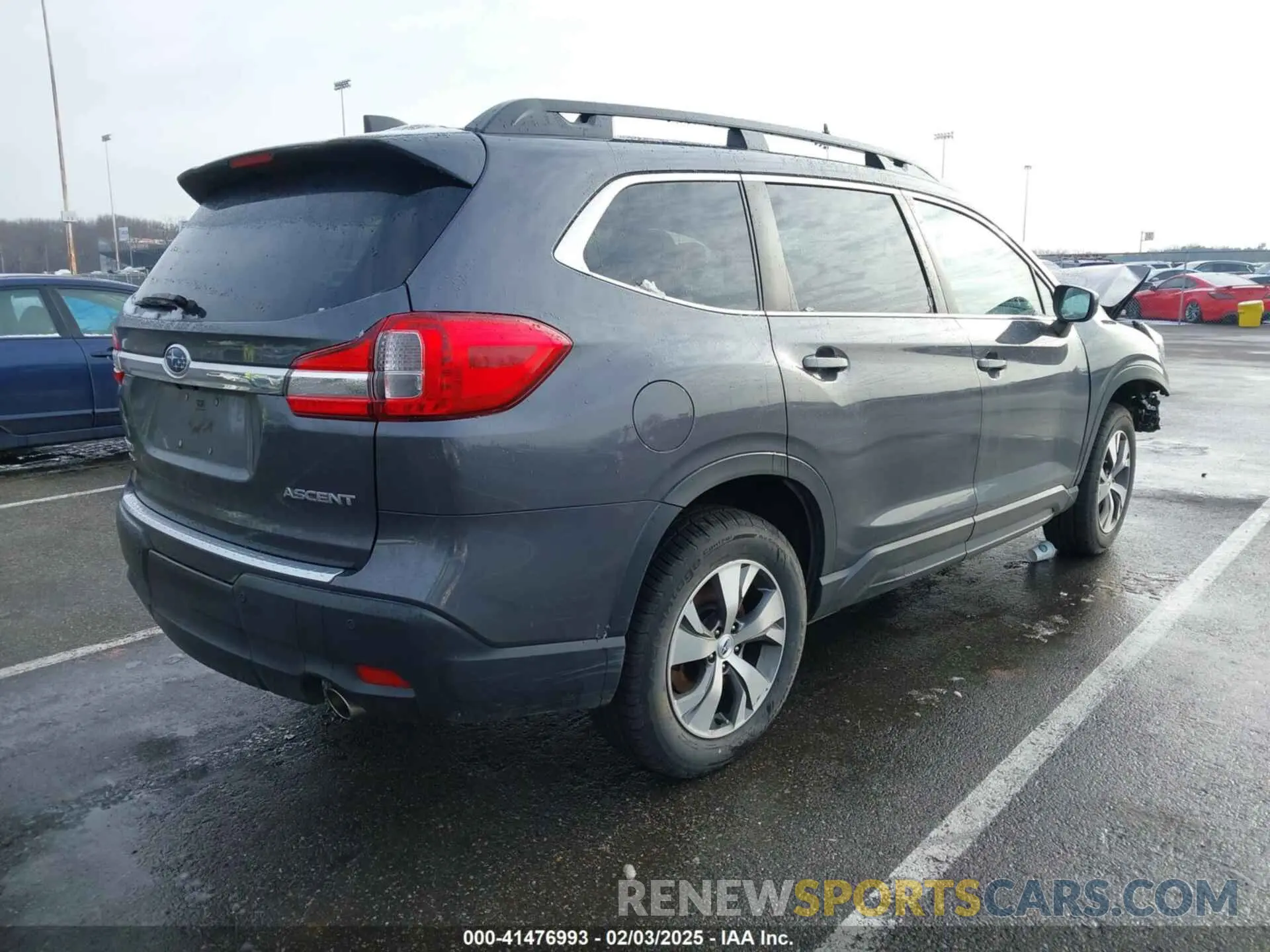 4 Photograph of a damaged car 4S4WMAFD9L3457600 SUBARU ASCENT 2020