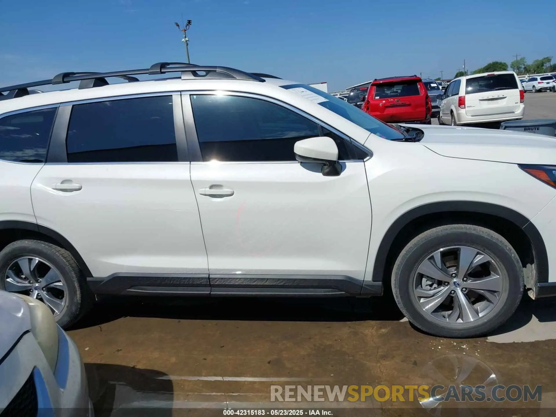 14 Photograph of a damaged car 4S4WMAFD9L3458293 SUBARU ASCENT 2020