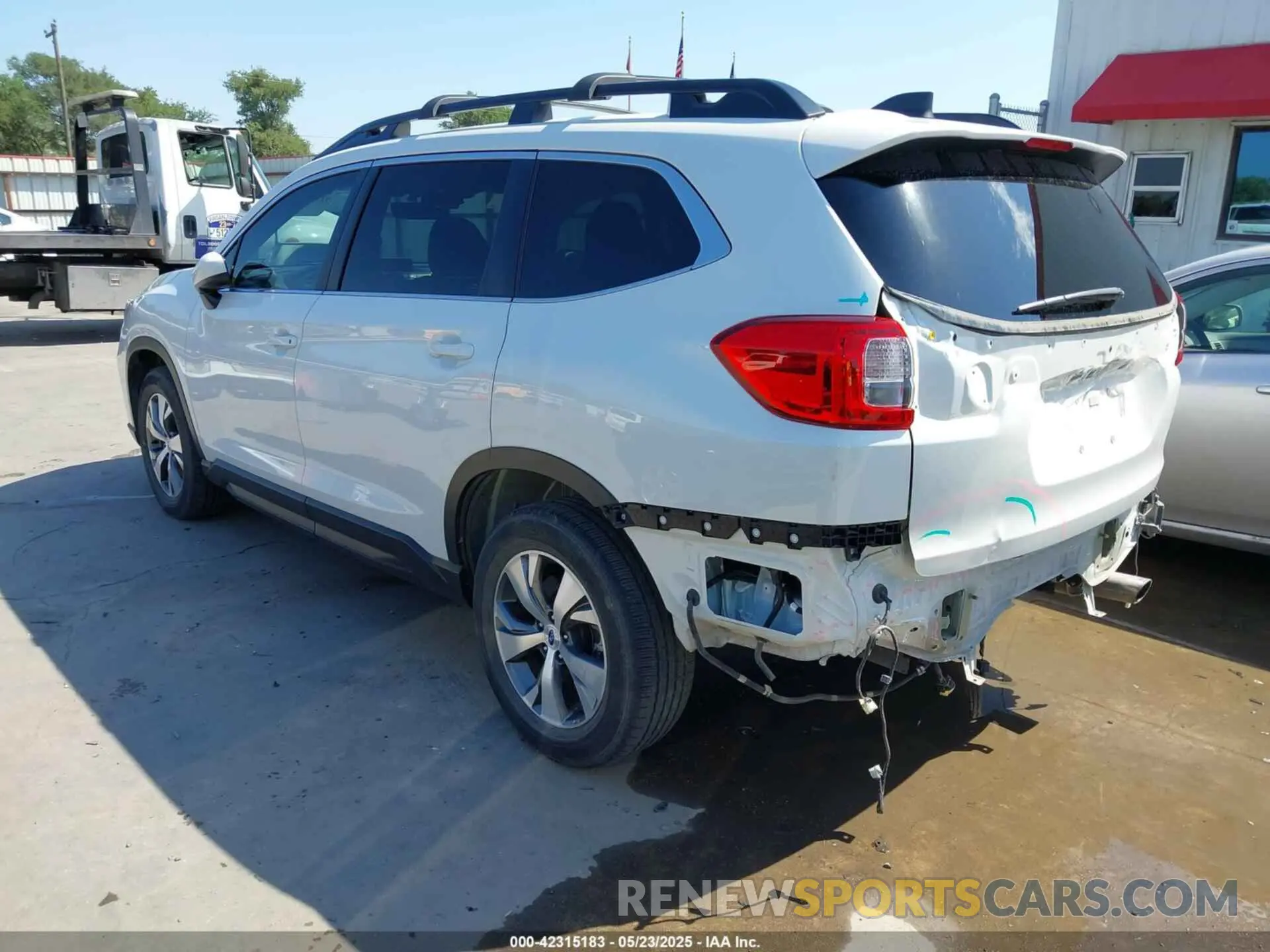 3 Photograph of a damaged car 4S4WMAFD9L3458293 SUBARU ASCENT 2020