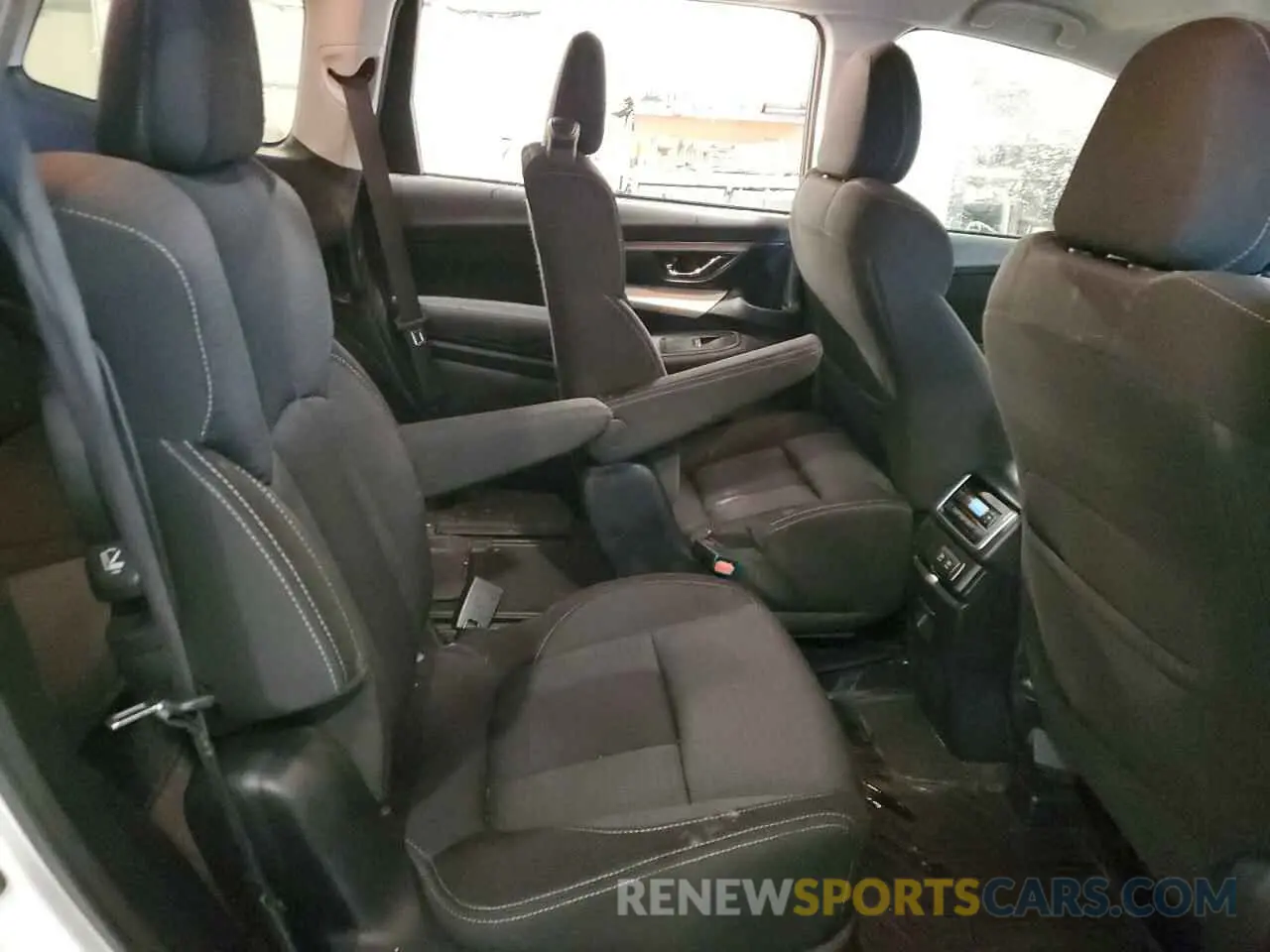 11 Photograph of a damaged car 4S4WMAFDXL3405196 SUBARU ASCENT 2020