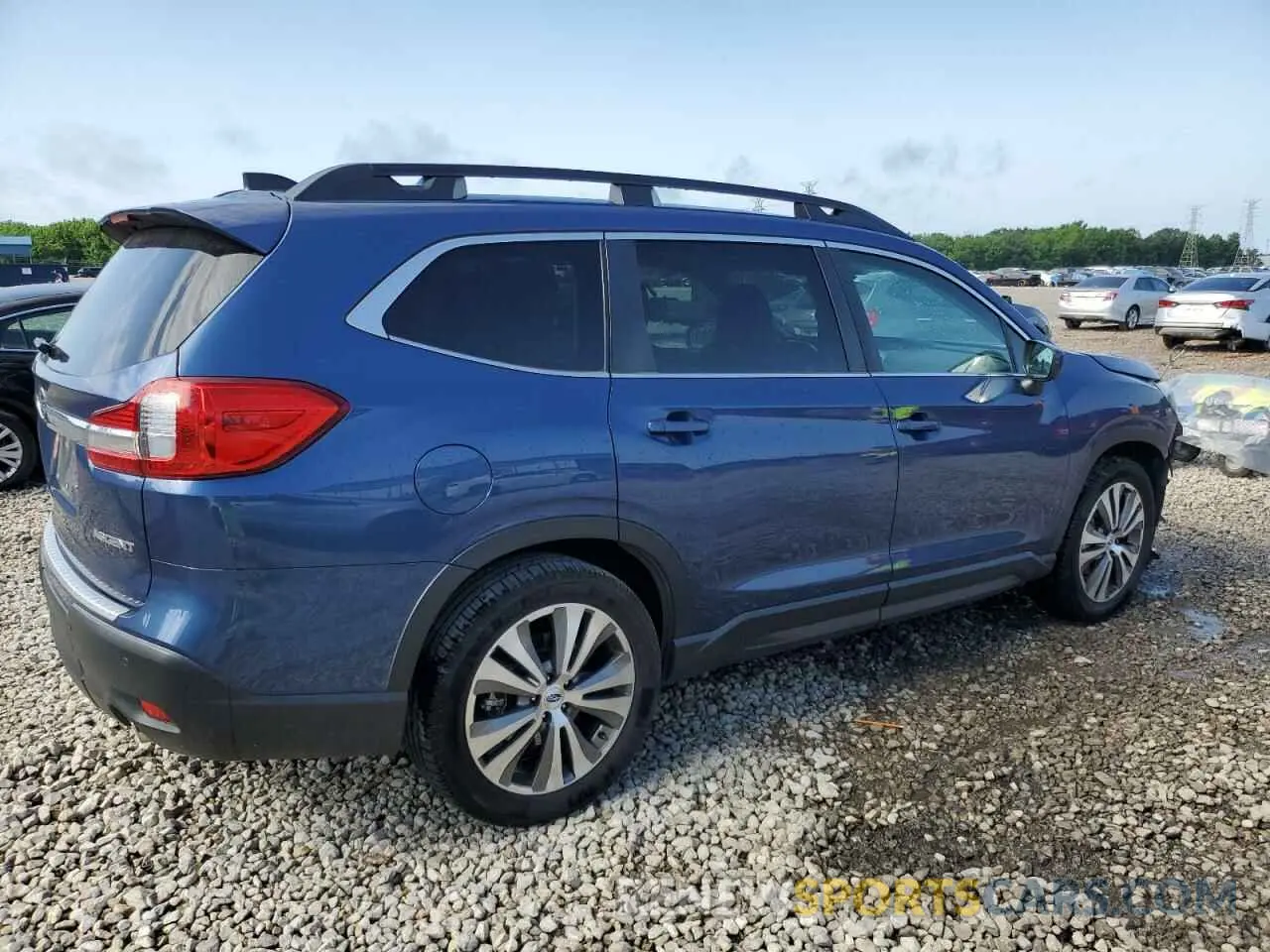 3 Photograph of a damaged car 4S4WMAHD0L3471320 SUBARU ASCENT 2020