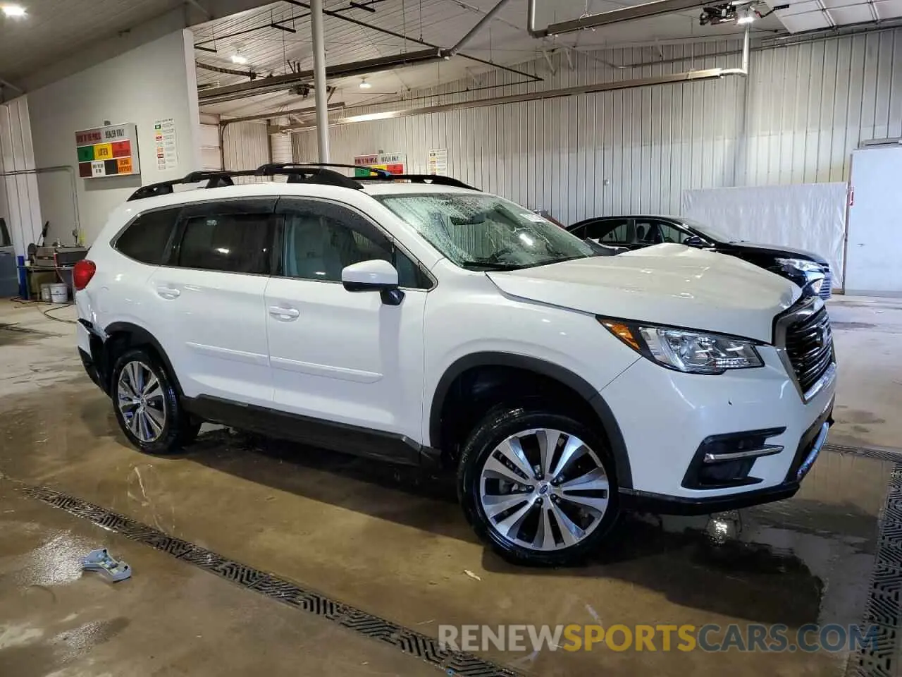 4 Photograph of a damaged car 4S4WMAHD6L3441402 SUBARU ASCENT 2020