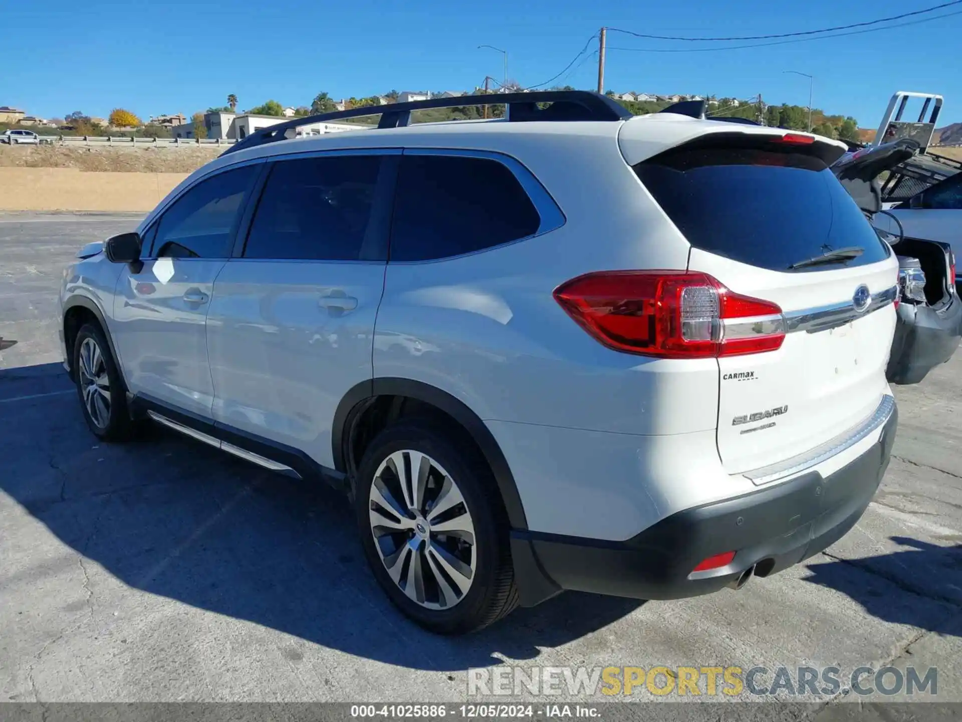 3 Photograph of a damaged car 4S4WMAJD8L3474671 SUBARU ASCENT 2020