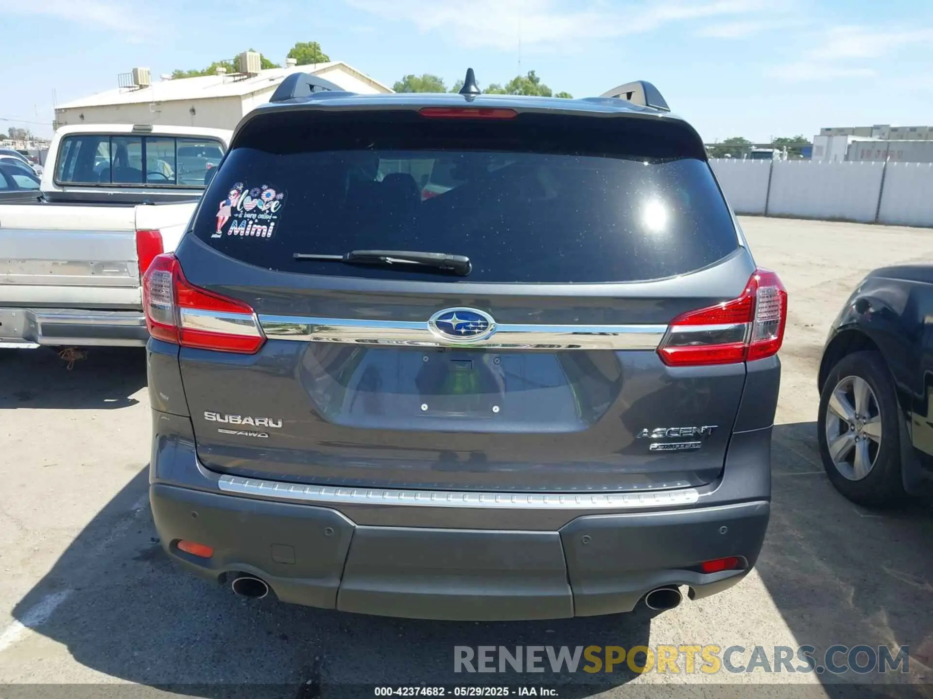 17 Photograph of a damaged car 4S4WMALD3L3477880 SUBARU ASCENT 2020