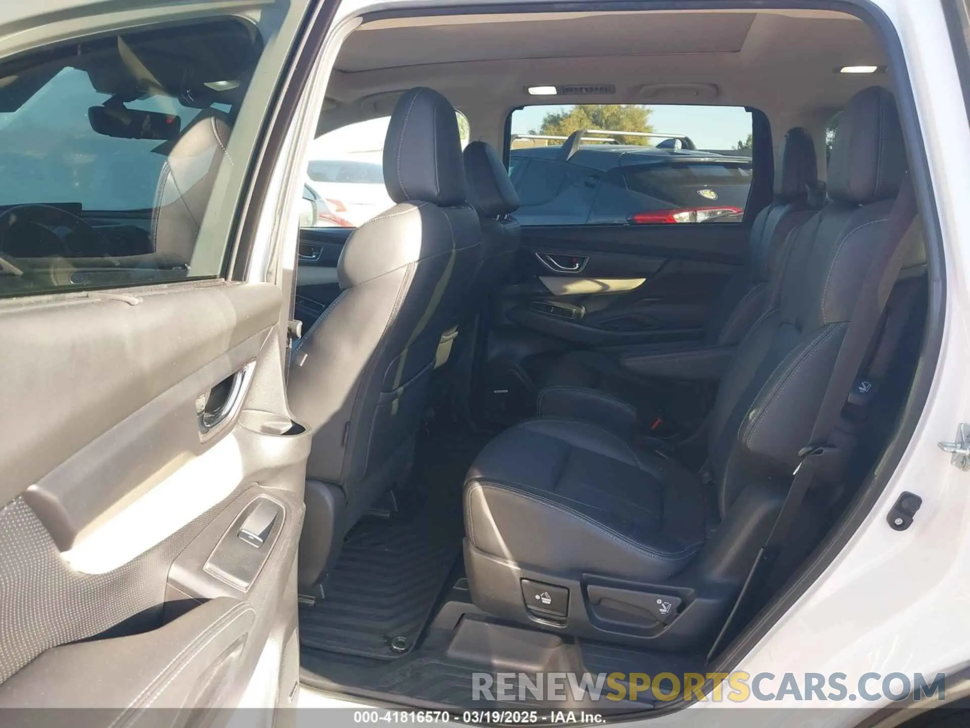 8 Photograph of a damaged car 4S4WMAPD4L3451136 SUBARU ASCENT 2020