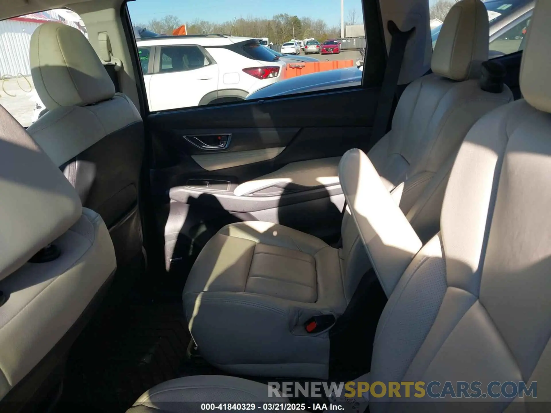 8 Photograph of a damaged car 4S4WMAPD5L3402852 SUBARU ASCENT 2020
