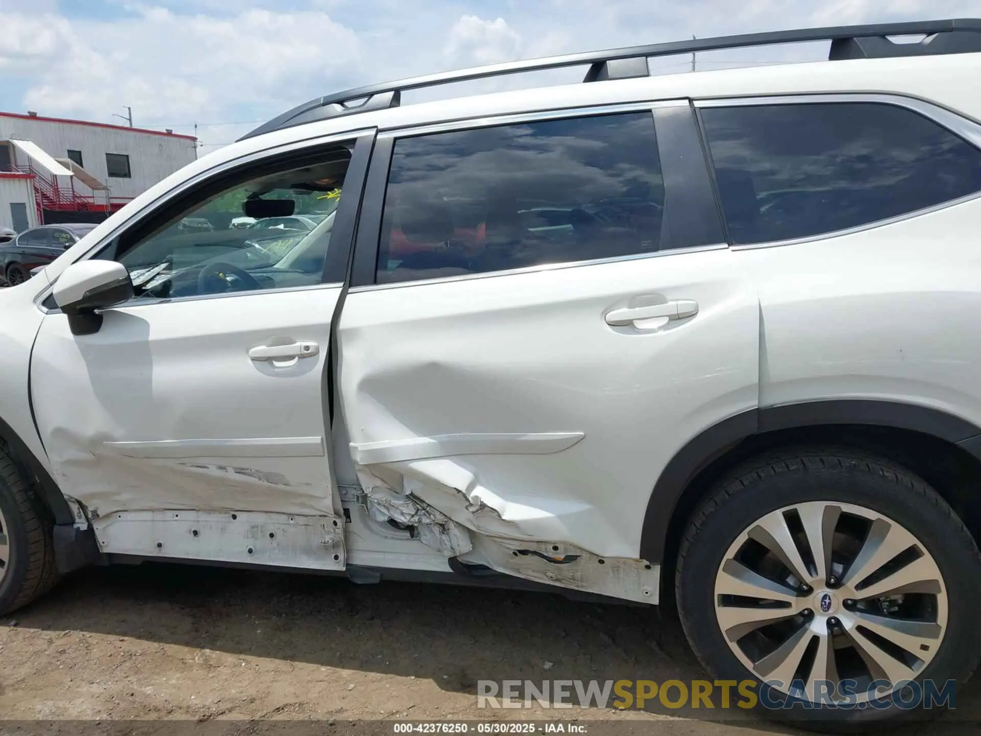 14 Photograph of a damaged car 4S4WMAPD6L3412421 SUBARU ASCENT 2020