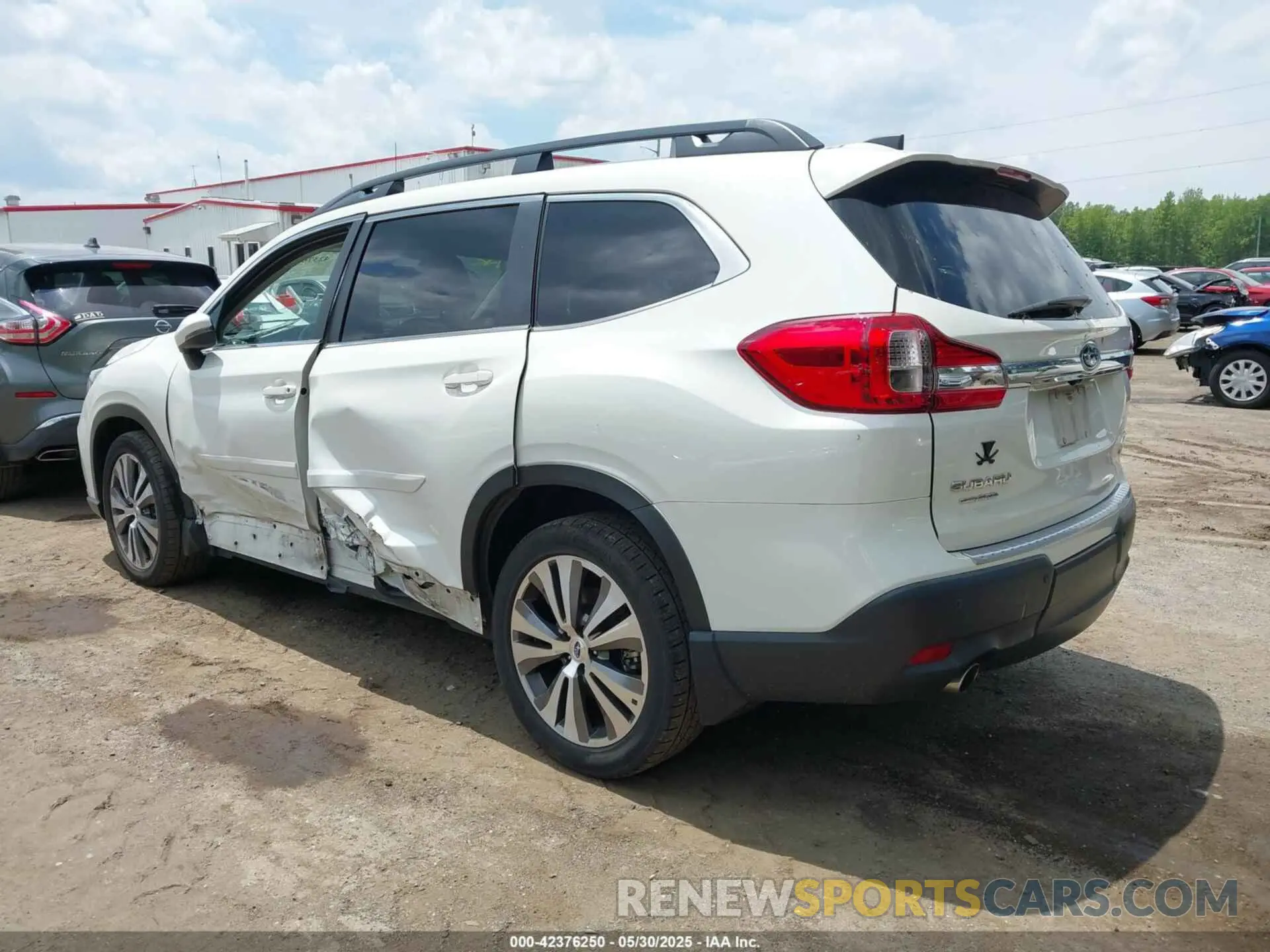 3 Photograph of a damaged car 4S4WMAPD6L3412421 SUBARU ASCENT 2020
