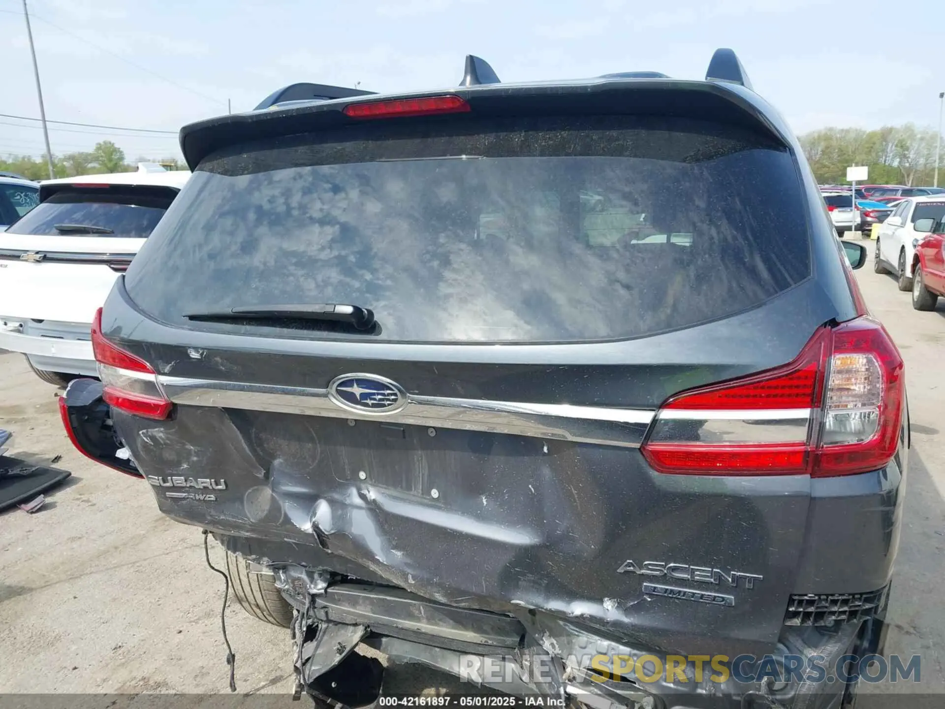 17 Photograph of a damaged car 4S4WMAPD6L3475132 SUBARU ASCENT 2020
