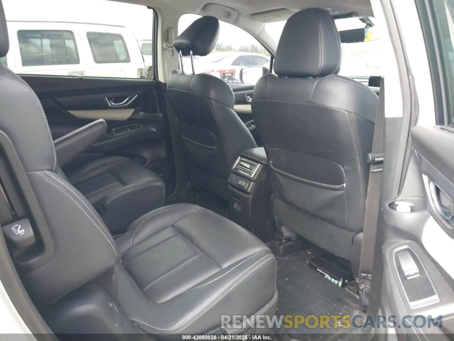 8 Photograph of a damaged car 4S4WMAPD7L3476953 SUBARU ASCENT 2020