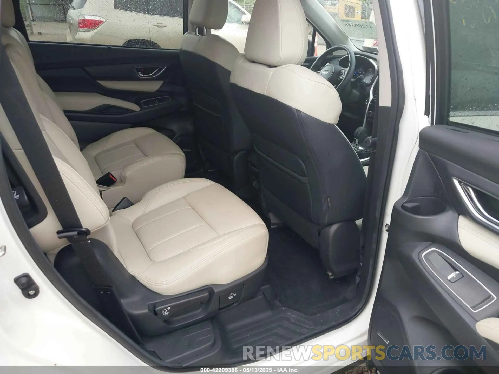 8 Photograph of a damaged car 4S4WMAPD9L3437300 SUBARU ASCENT 2020