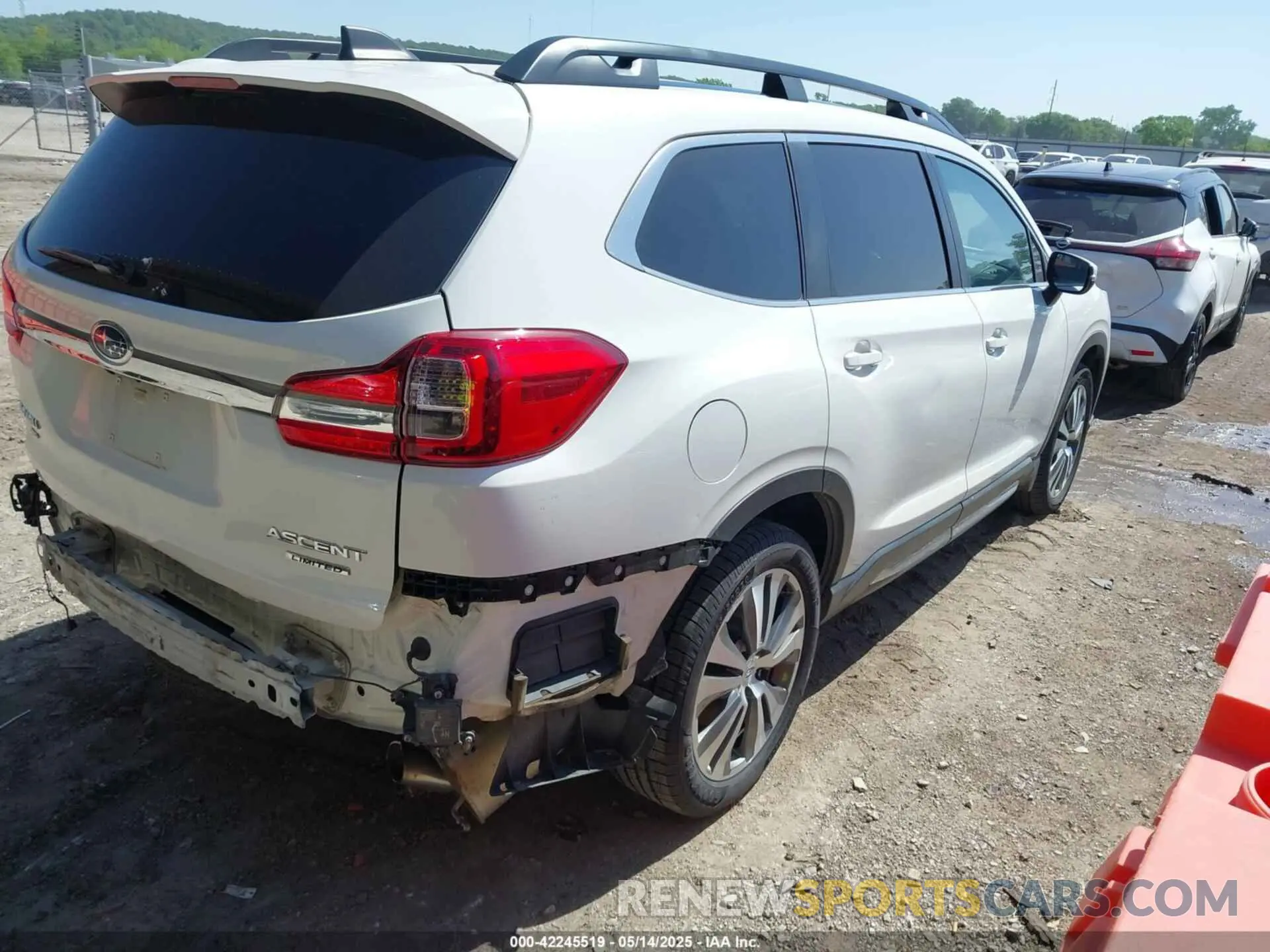4 Photograph of a damaged car 4S4WMAPDXL3421851 SUBARU ASCENT 2020