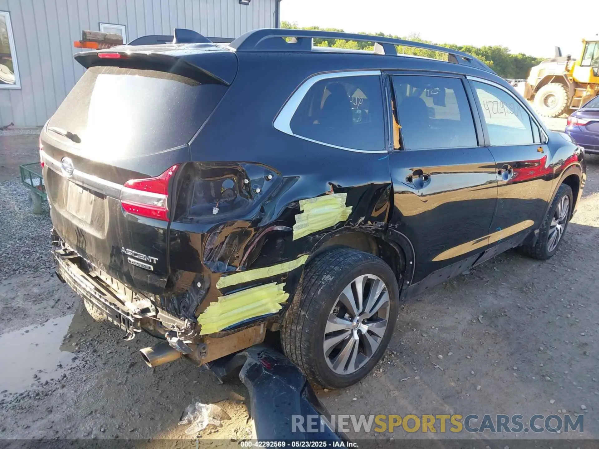 4 Photograph of a damaged car 4S4WMARD2L3450080 SUBARU ASCENT 2020