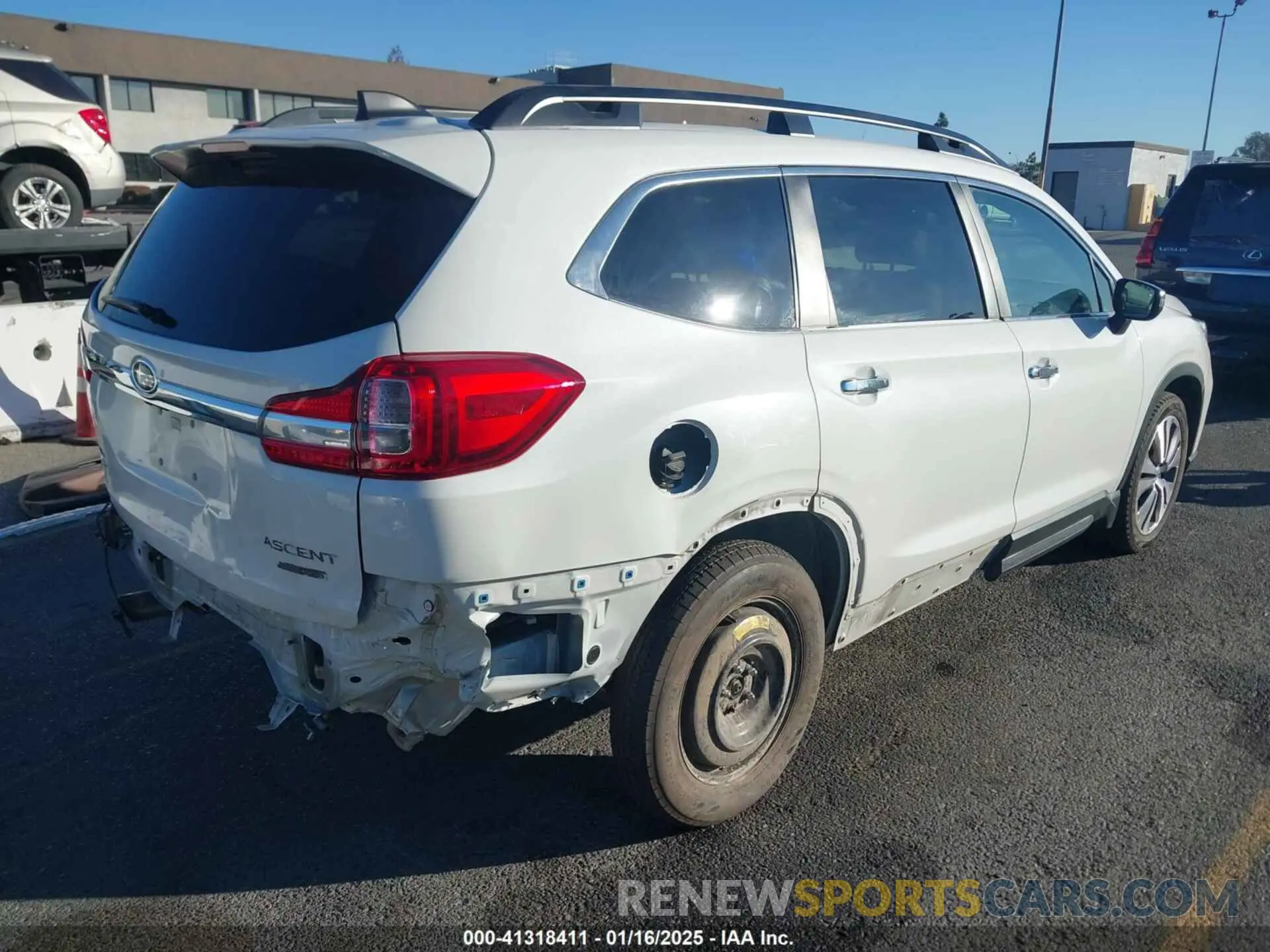 4 Photograph of a damaged car 4S4WMARD3L3465347 SUBARU ASCENT 2020