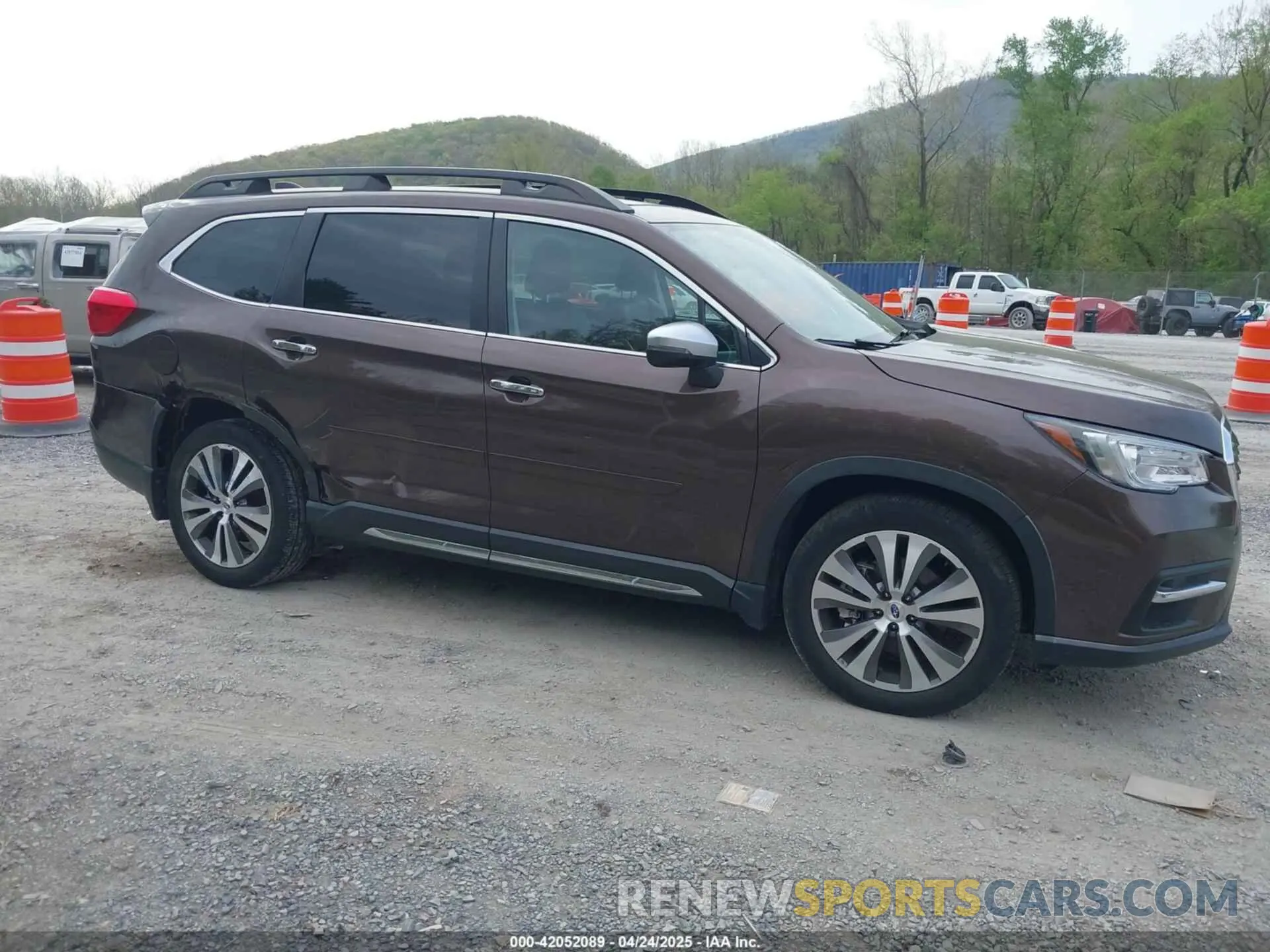 13 Photograph of a damaged car 4S4WMARD4L3419395 SUBARU ASCENT 2020