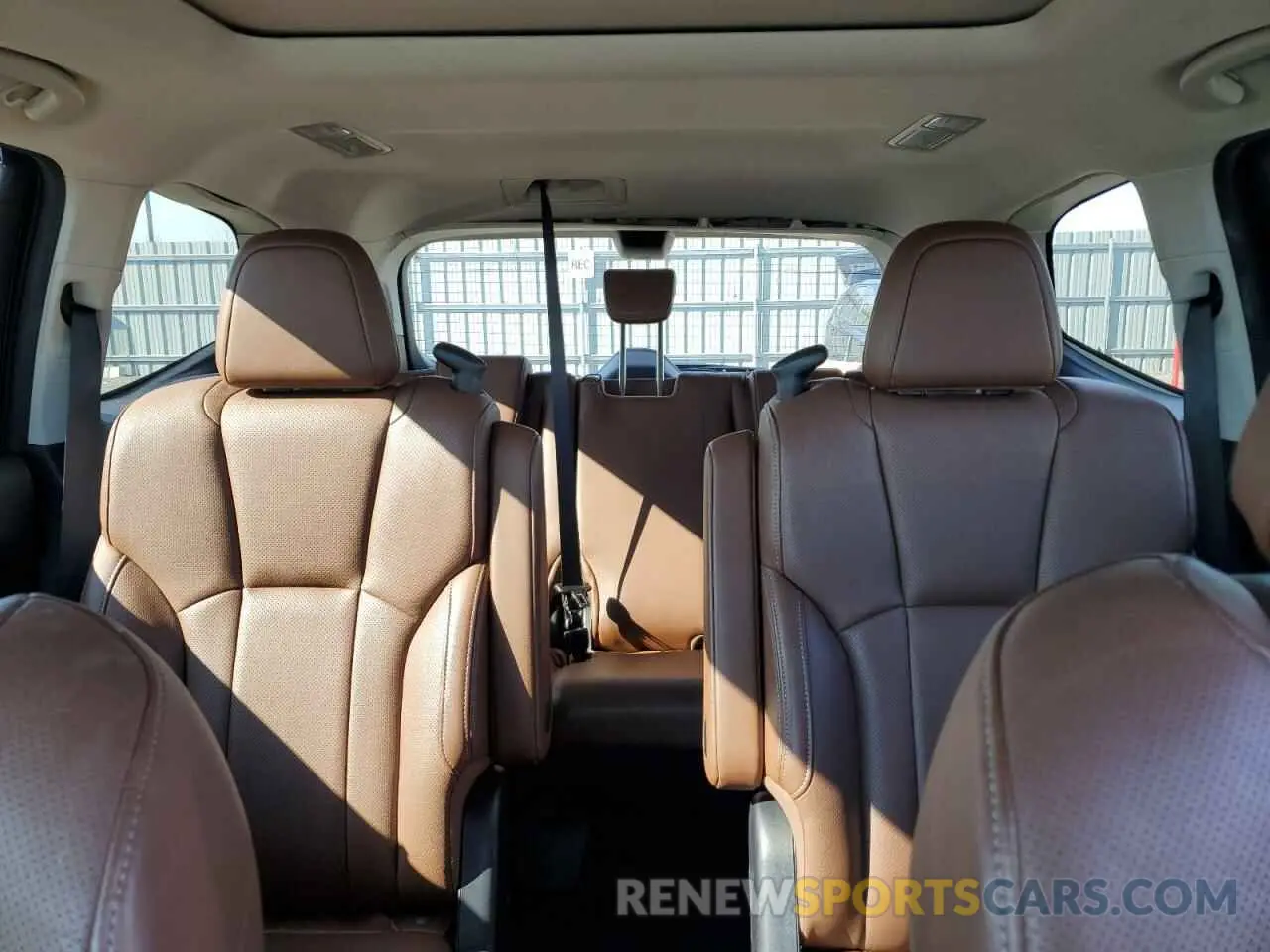 10 Photograph of a damaged car 4S4WMARD4L3472405 SUBARU ASCENT 2020