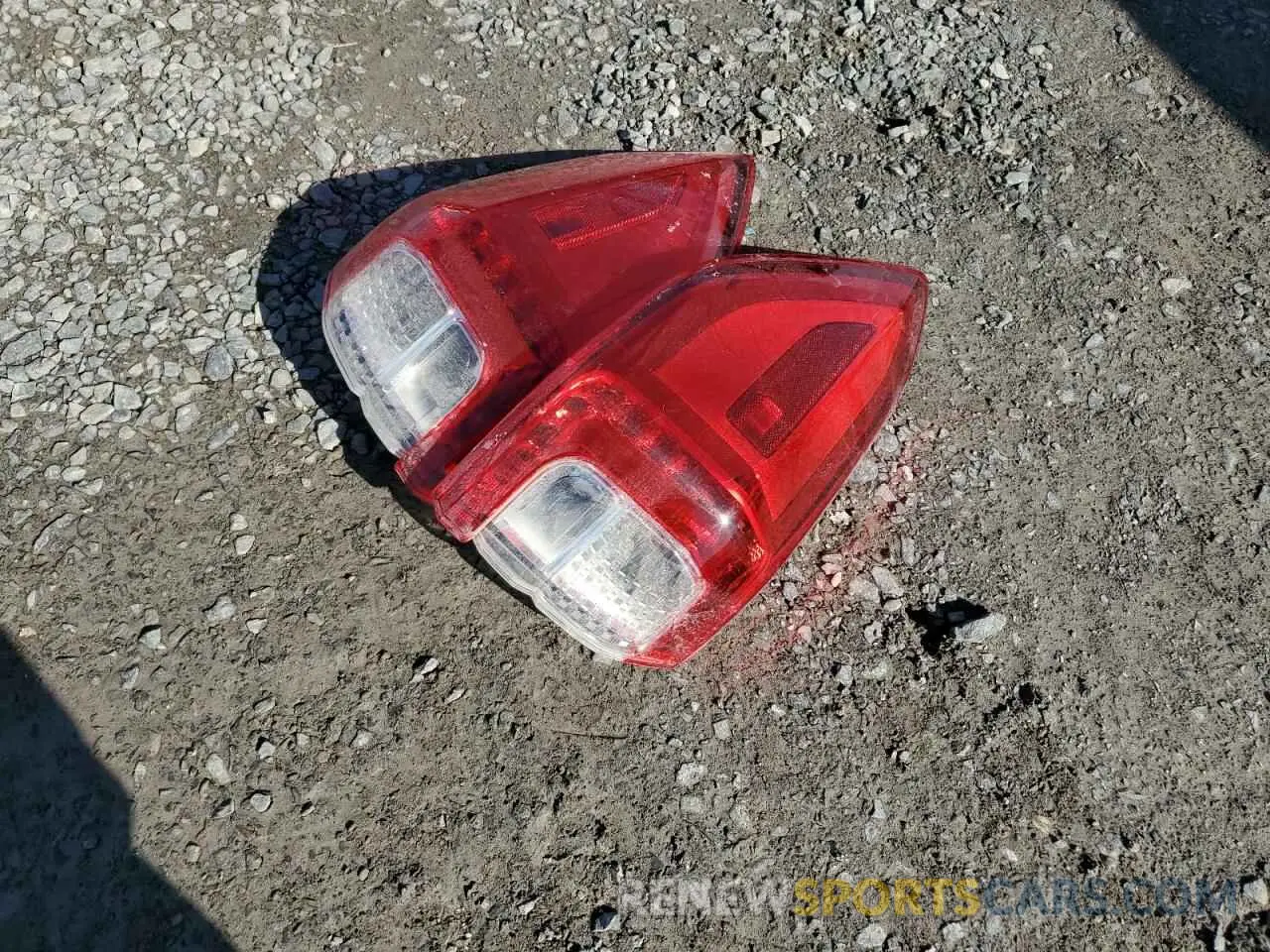 13 Photograph of a damaged car 4S4WMARD4L3472405 SUBARU ASCENT 2020