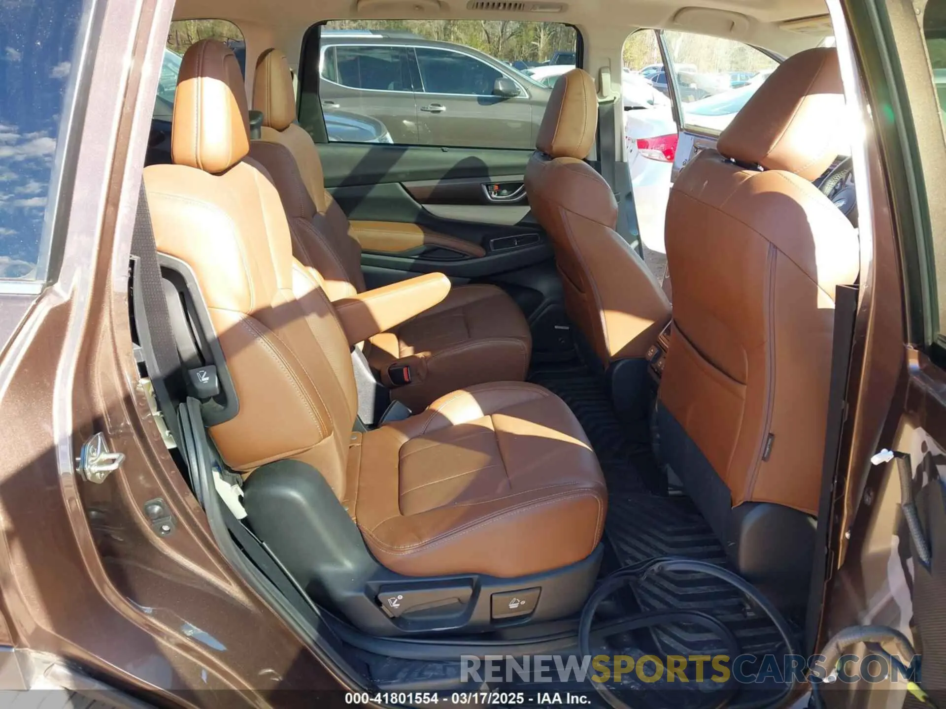 8 Photograph of a damaged car 4S4WMARD4L3475269 SUBARU ASCENT 2020