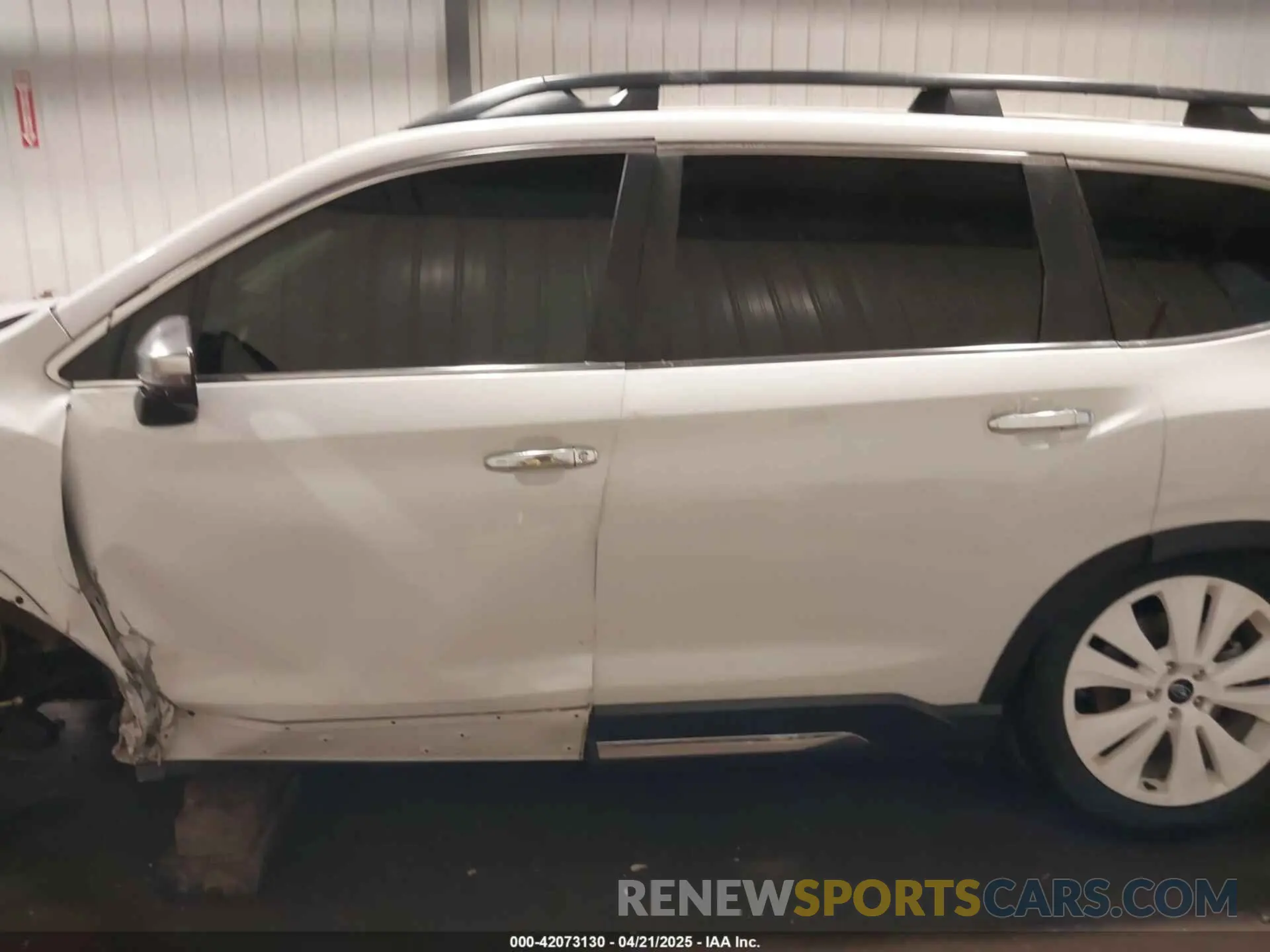 14 Photograph of a damaged car 4S4WMARD5L3431894 SUBARU ASCENT 2020