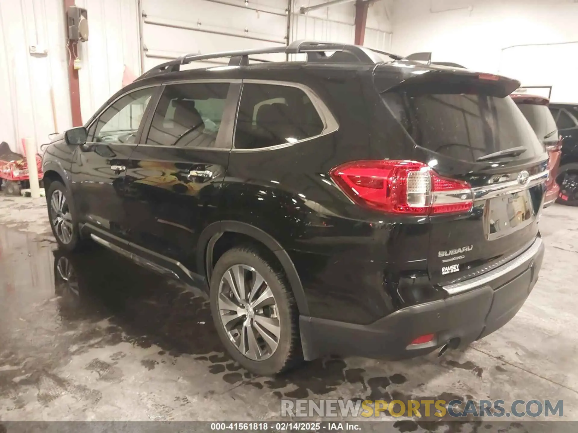 3 Photograph of a damaged car 4S4WMARD5L3444676 SUBARU ASCENT 2020