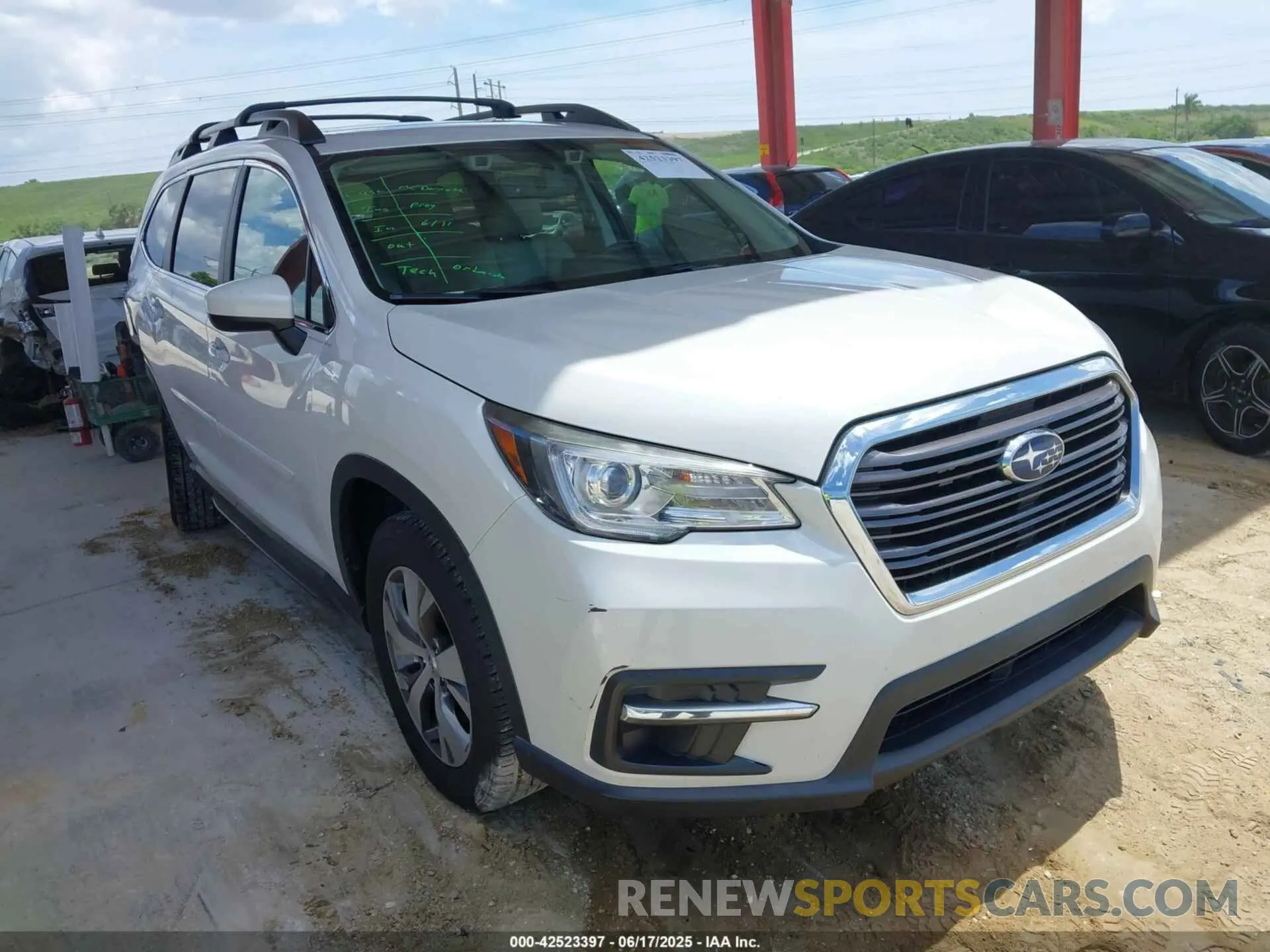 1 Photograph of a damaged car 4S4WMACD0M3408940 SUBARU ASCENT 2021