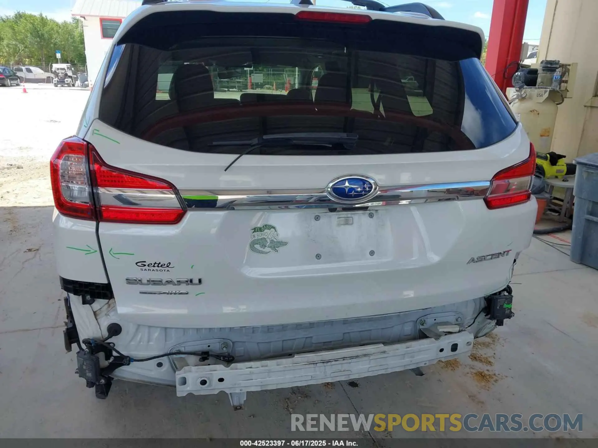 6 Photograph of a damaged car 4S4WMACD0M3408940 SUBARU ASCENT 2021