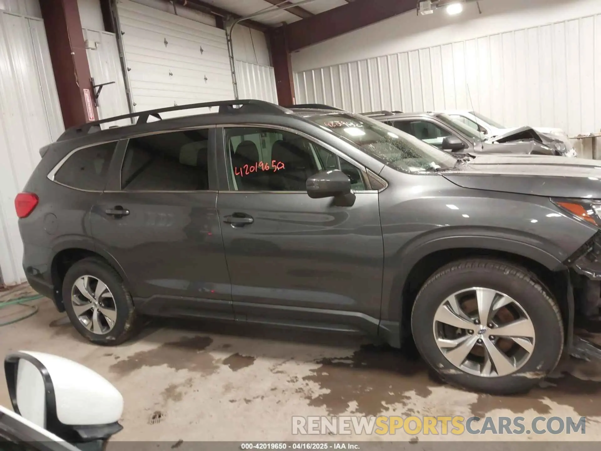 13 Photograph of a damaged car 4S4WMACD0M3424202 SUBARU ASCENT 2021