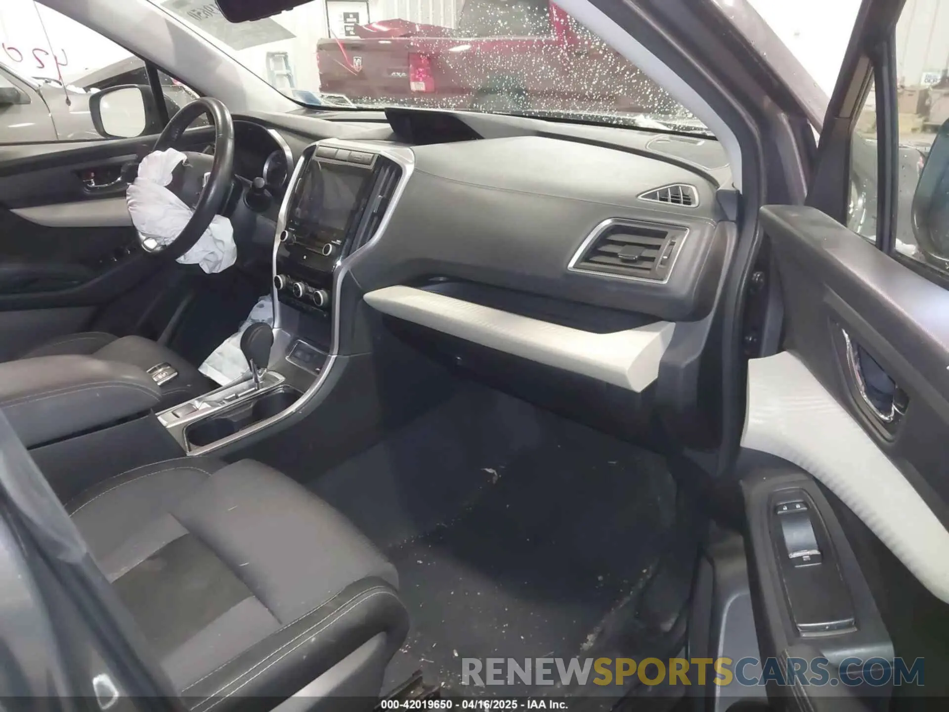 5 Photograph of a damaged car 4S4WMACD0M3424202 SUBARU ASCENT 2021