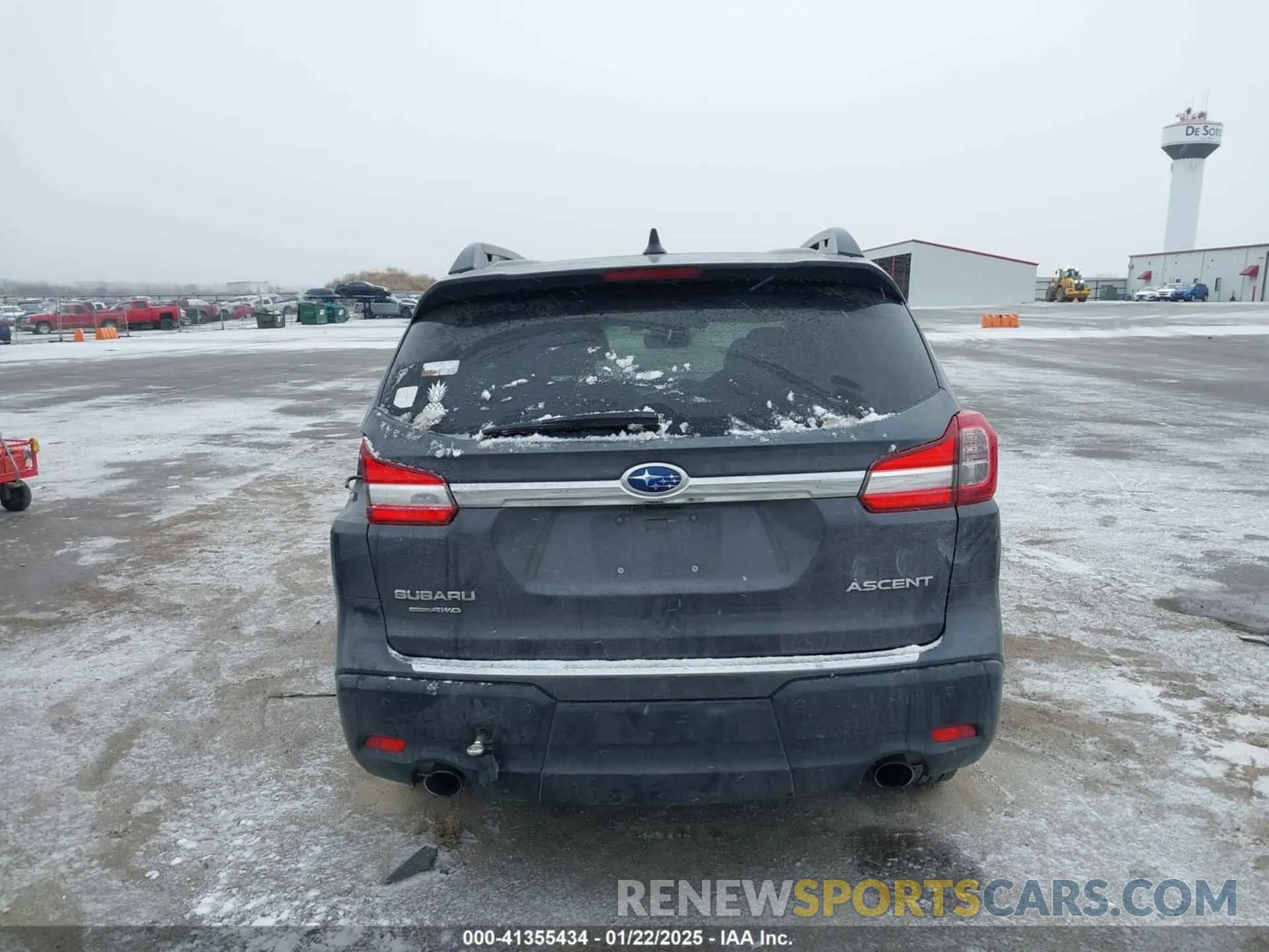 17 Photograph of a damaged car 4S4WMAFD3M3429714 SUBARU ASCENT 2021