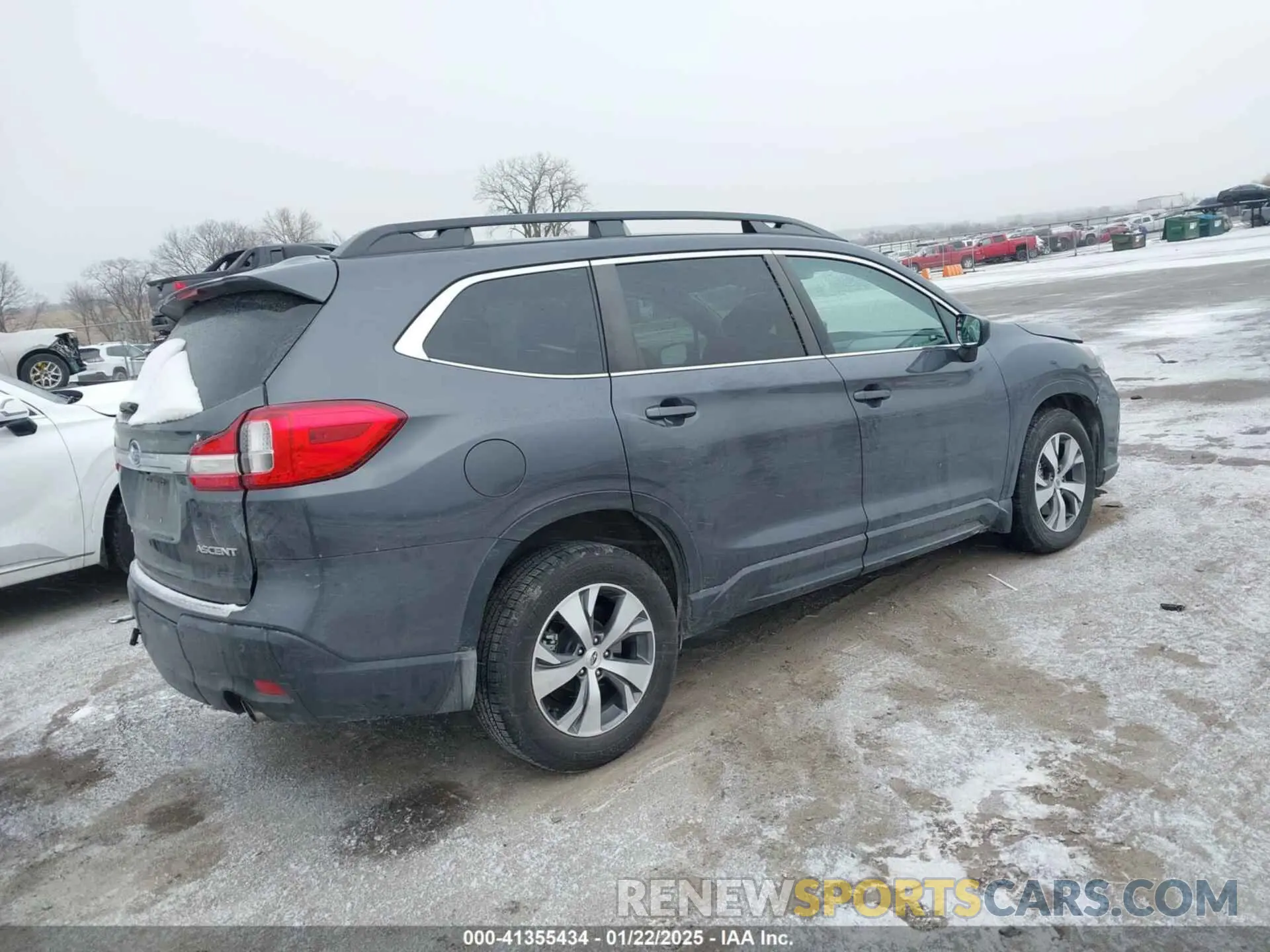 4 Photograph of a damaged car 4S4WMAFD3M3429714 SUBARU ASCENT 2021