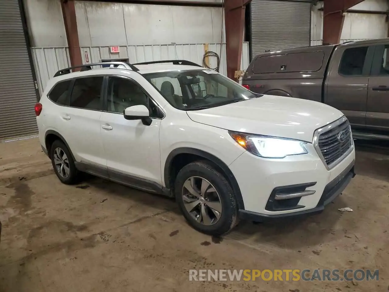 4 Photograph of a damaged car 4S4WMAFD5M3419878 SUBARU ASCENT 2021