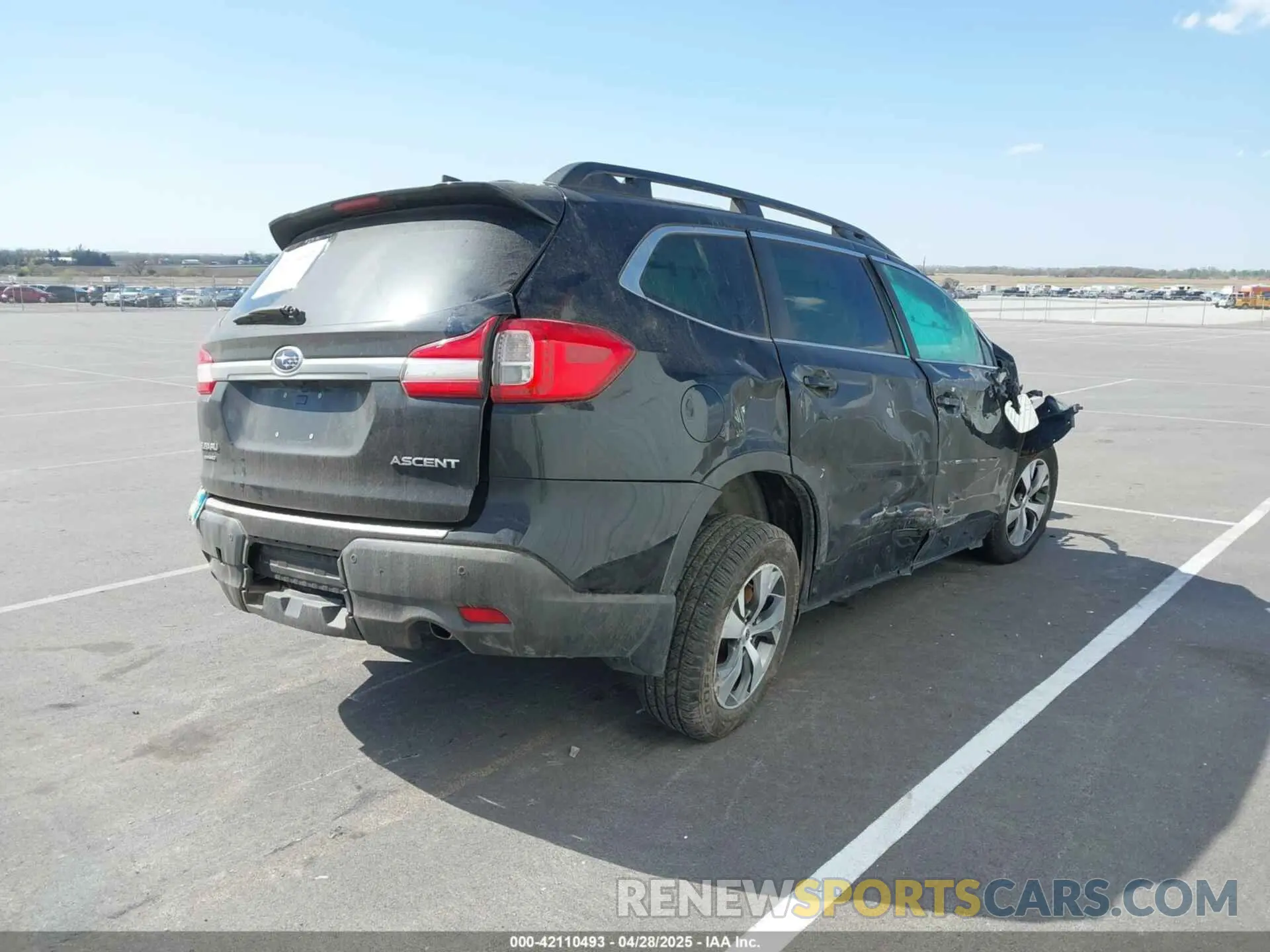 4 Photograph of a damaged car 4S4WMAFD5M3462245 SUBARU ASCENT 2021