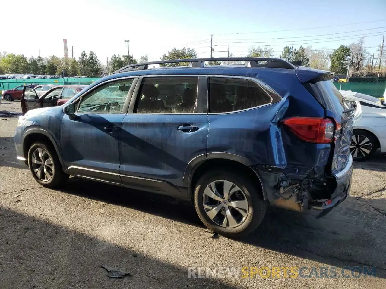 2 Photograph of a damaged car 4S4WMAFD6M3469253 SUBARU ASCENT 2021