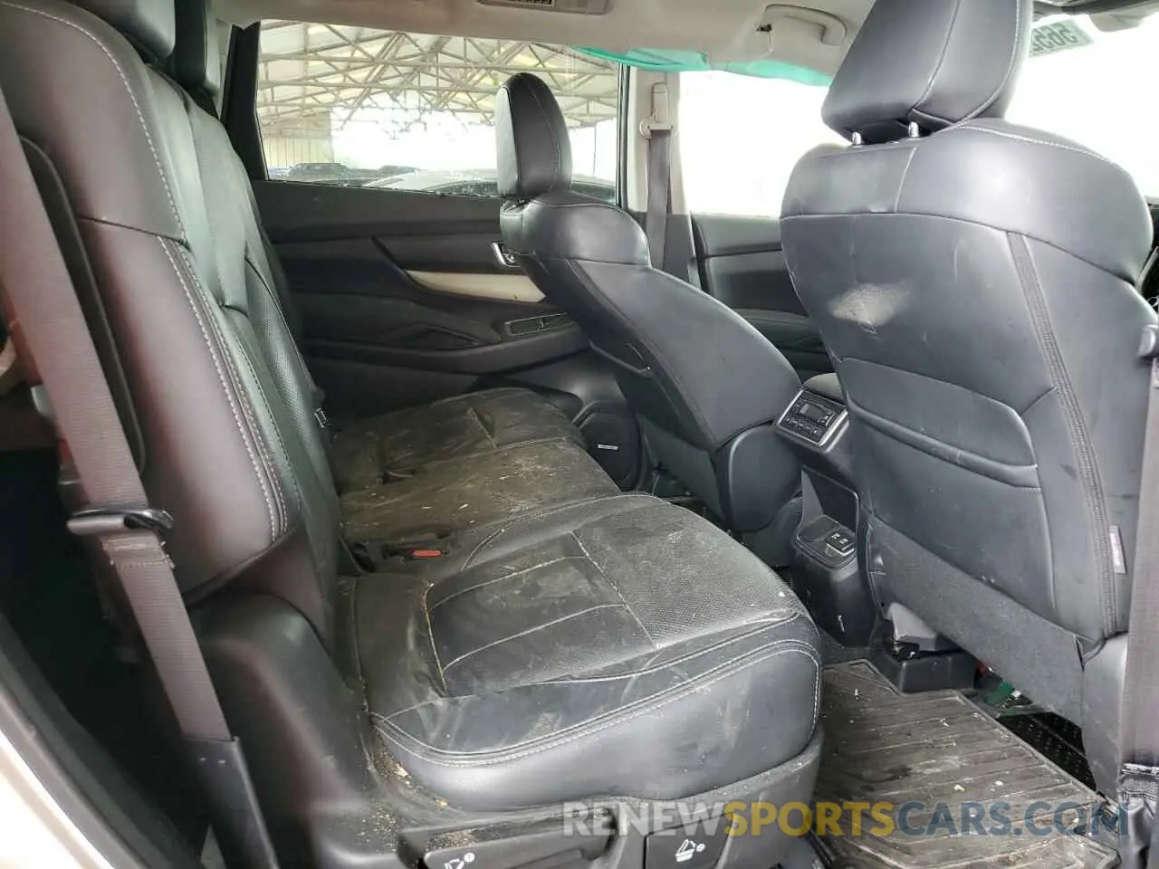 10 Photograph of a damaged car 4S4WMALD4M3407452 SUBARU ASCENT 2021