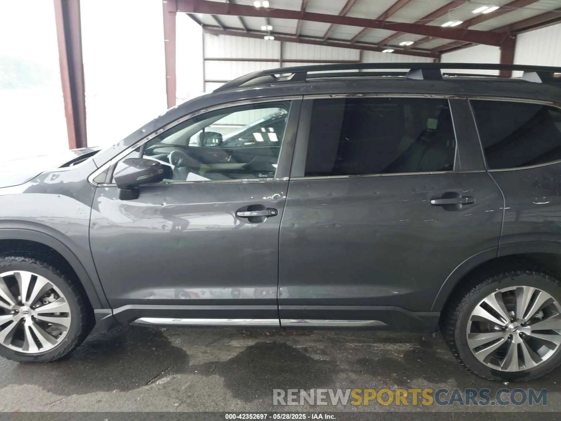 14 Photograph of a damaged car 4S4WMALD5M3405385 SUBARU ASCENT 2021
