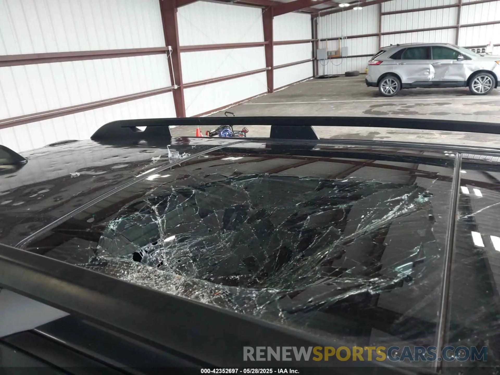 17 Photograph of a damaged car 4S4WMALD5M3405385 SUBARU ASCENT 2021