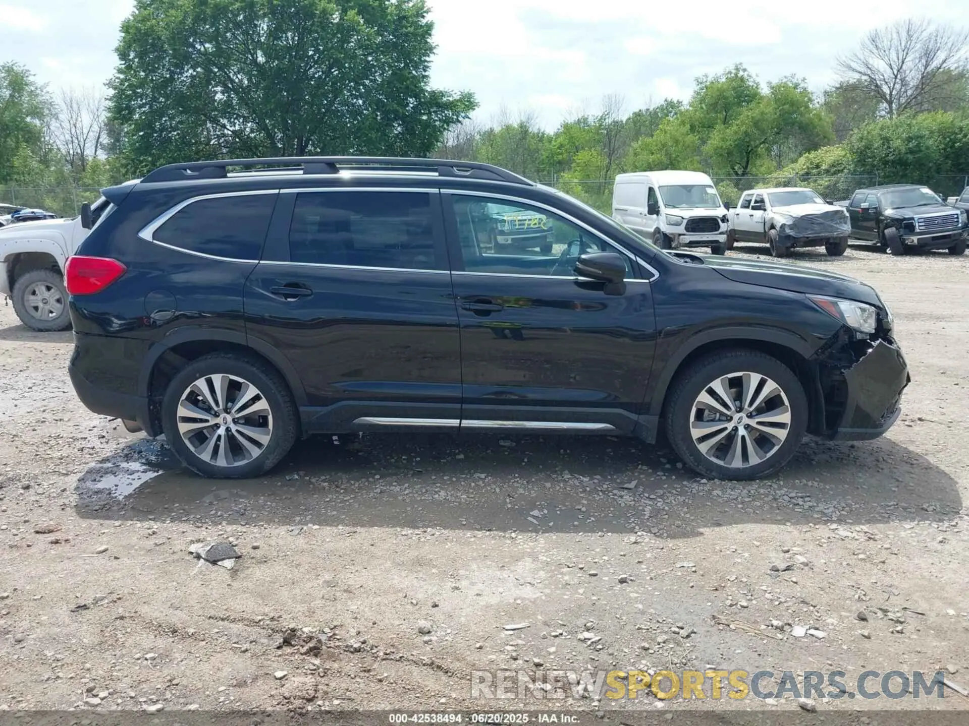 13 Photograph of a damaged car 4S4WMAPDXM3404209 SUBARU ASCENT 2021