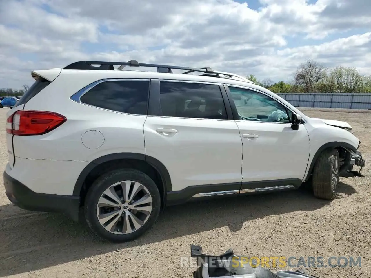 3 Photograph of a damaged car 4S4WMAPDXM3447545 SUBARU ASCENT 2021