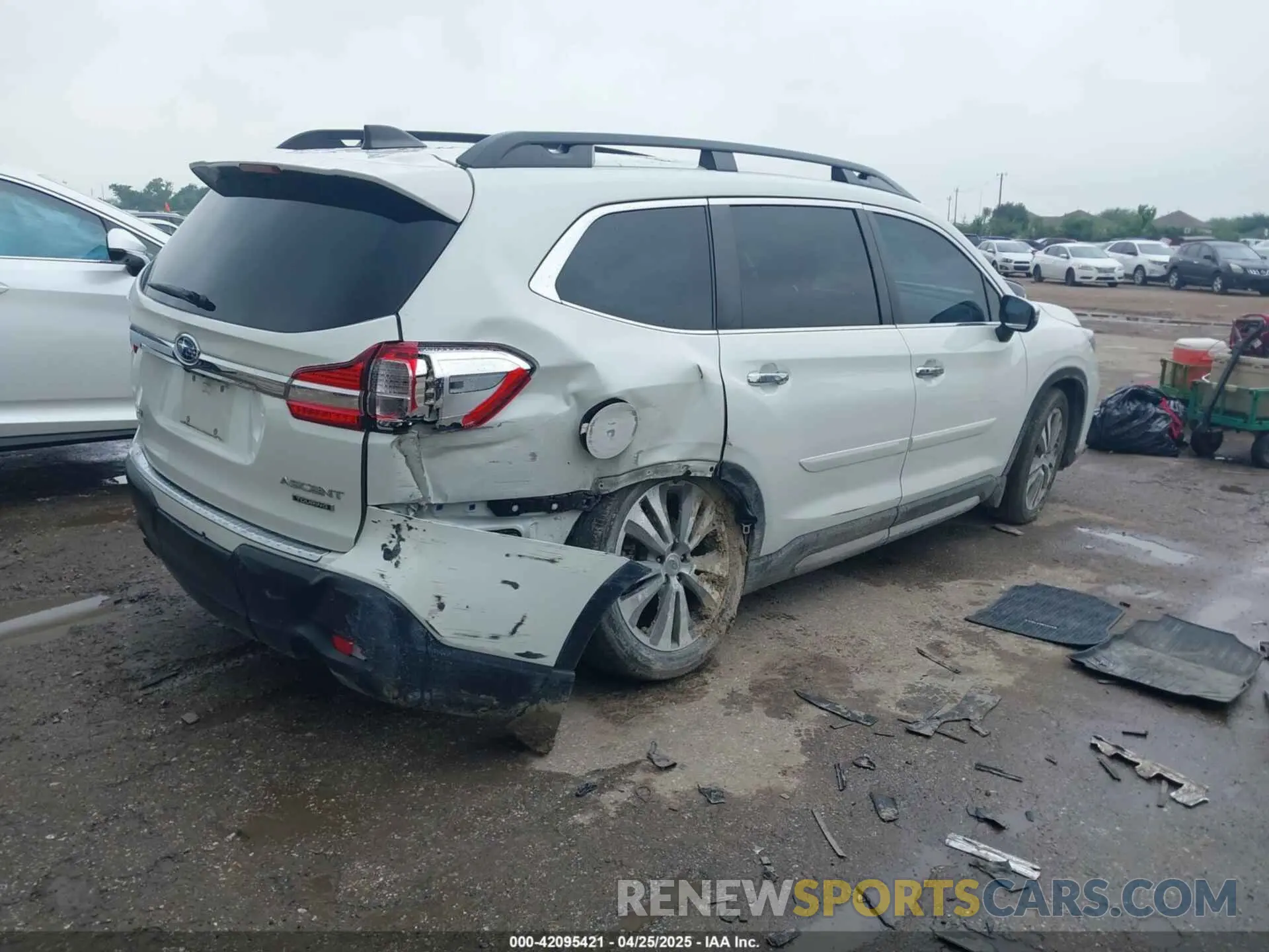 4 Photograph of a damaged car 4S4WMARD2M3437315 SUBARU ASCENT 2021